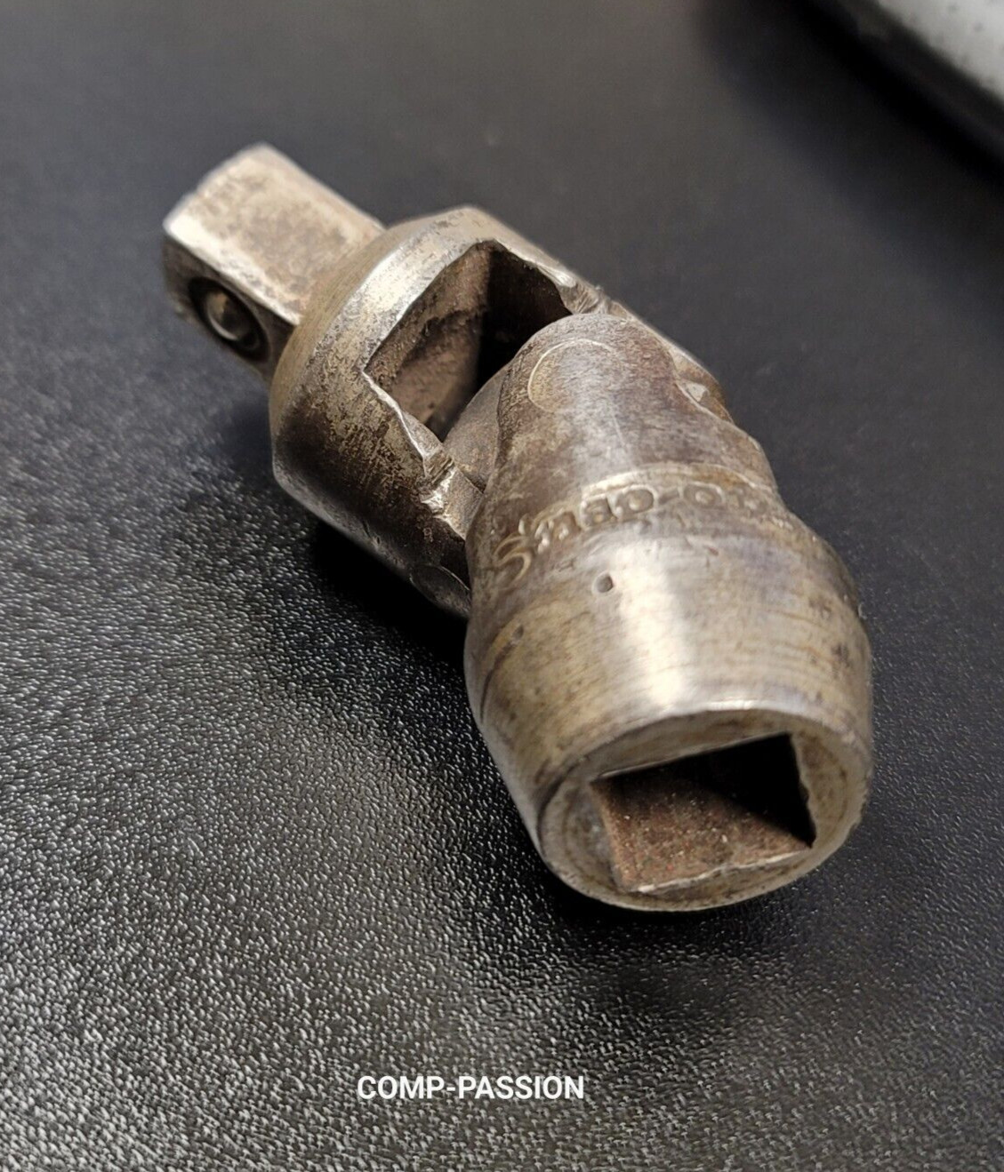 About 100 year old Rare Vintage Snap On Joint Swivel Adapter Socket 1/2″ DRIVE