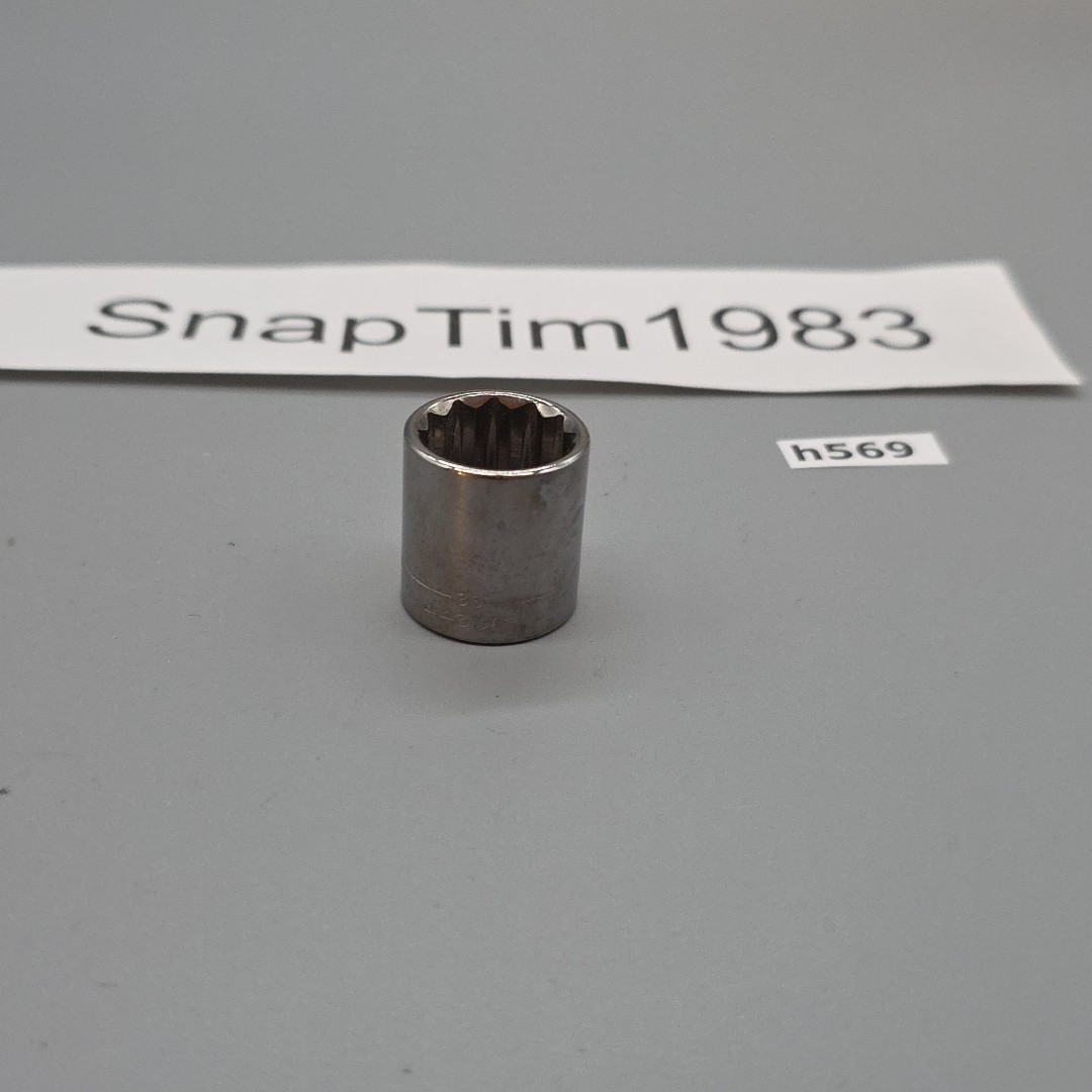 Craftsman Tools 3/8″ Drive 11/16″ 12 Point Shallow Socket SAE G2- 44336 USA