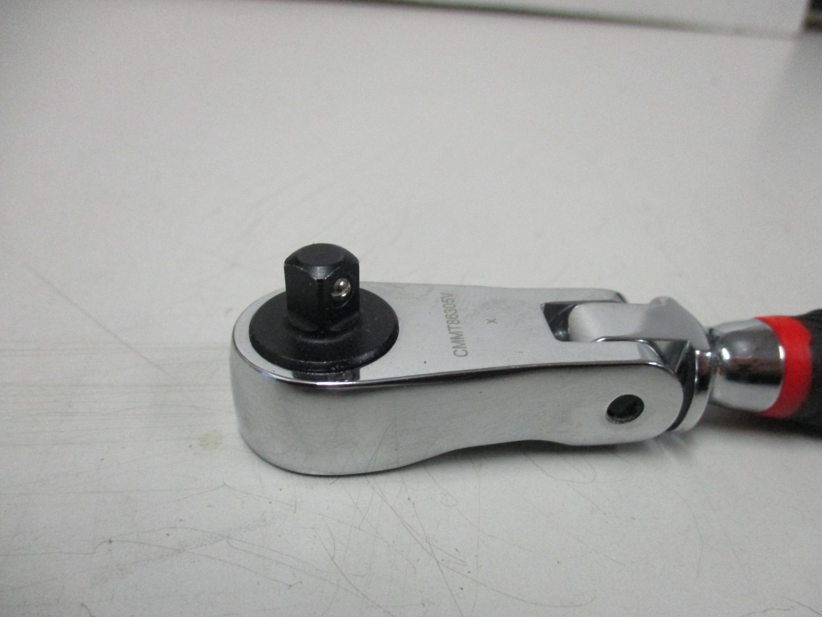 Craftsman V Series 1/4″ Drive Flex Head Comfort Grip Ratchet CMMT86305V 4-3/4″ L
