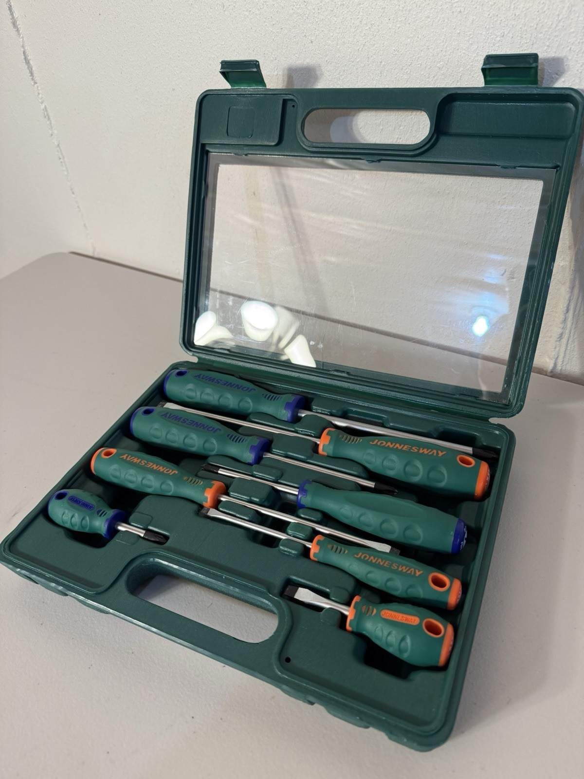 JONNESWAY D71PP08S 8 PCS ANTI-SLIP GRIP SCREWDRIVER SET SLOTTED & PHILLIPS