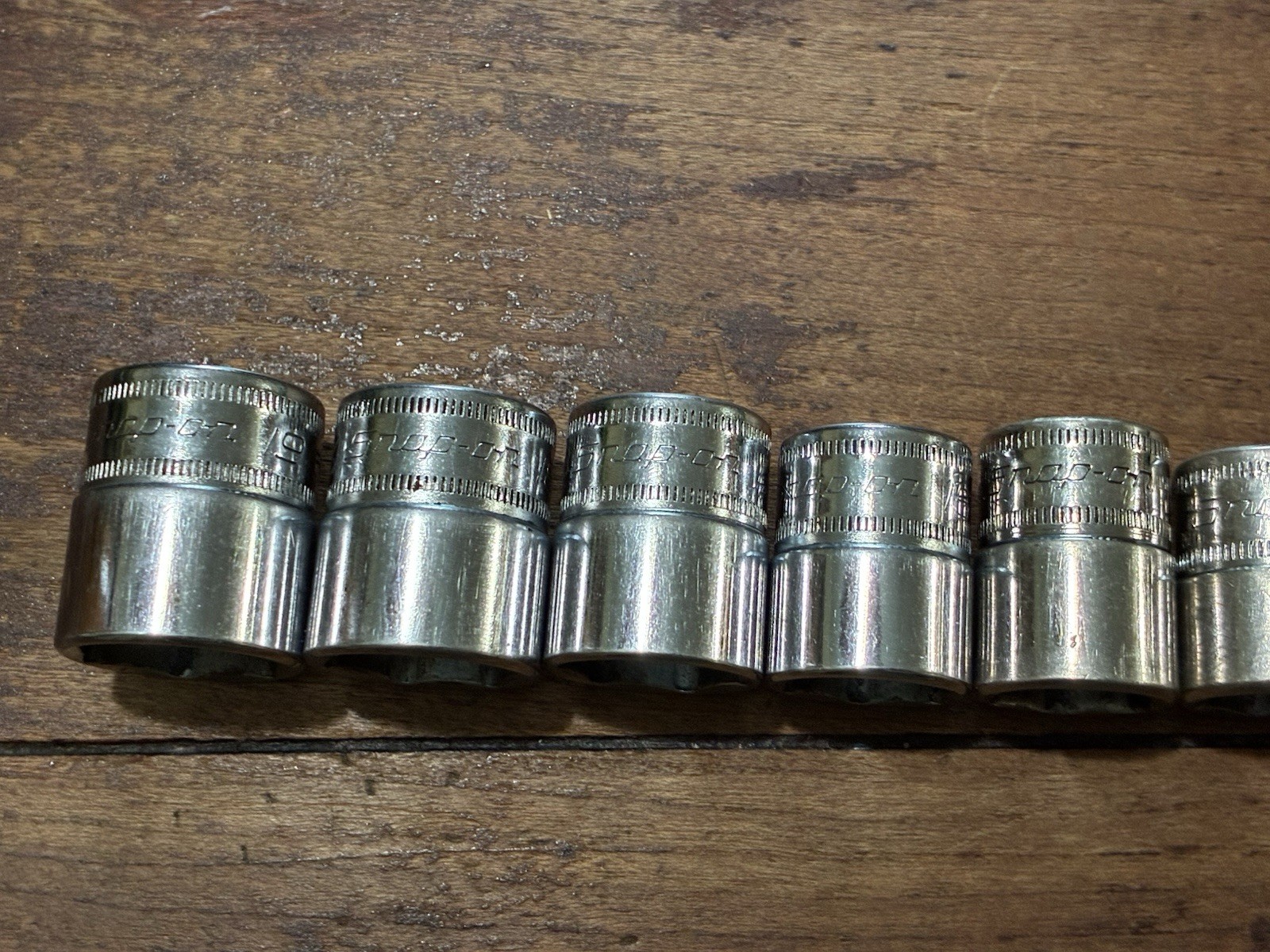 SNAP-ON 3/8 DRIVE 12 PC METRIC SHALLOW SOCKET SET8-19MM 6 POINT READ DESCRIPTION