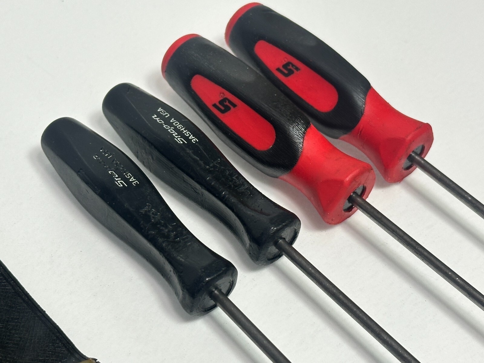 Snap On Tools USA 4pc Black Hard Handle / Red Soft Mini Pick Set w/Pouch ASA204