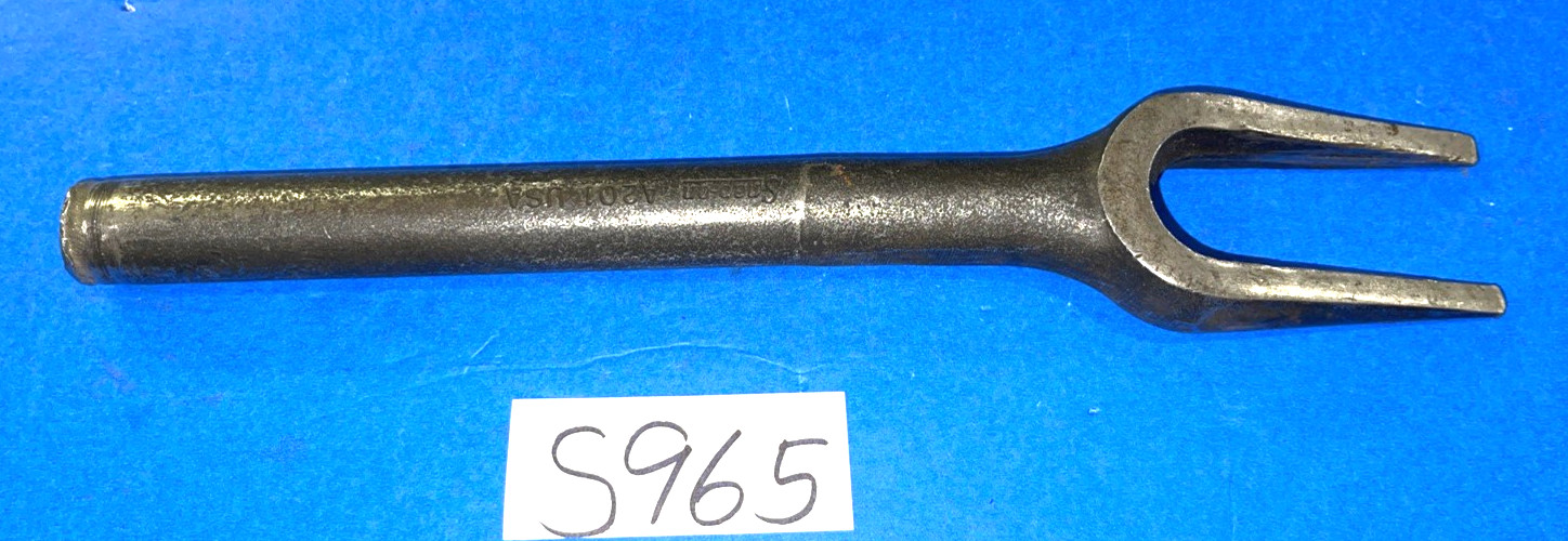 SNAP-ON TOOLS BALL JOINT/TIE ROD SEPARATOR TOOL A201 INCLUDES SHPPING IN THE US