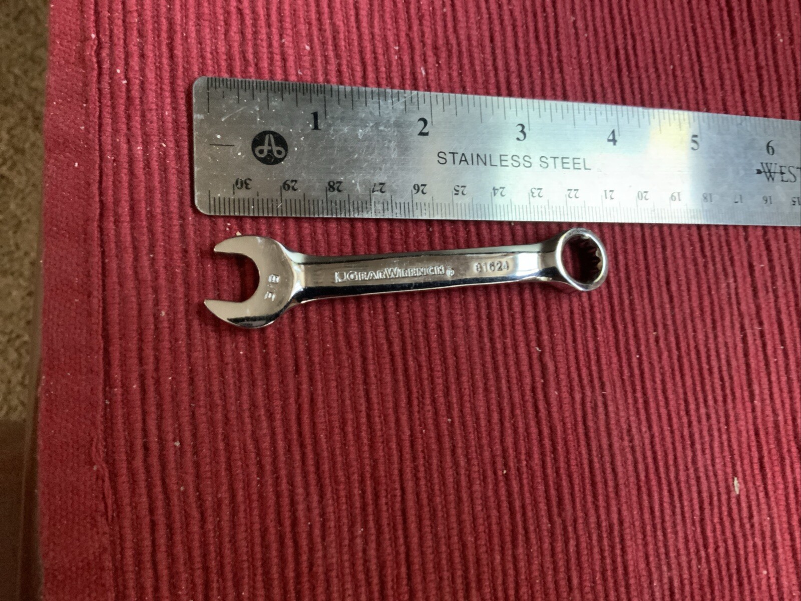 Gearwrench 81624 3/8” 12 Point SAE Stubby Full Polish Combination Wrenches