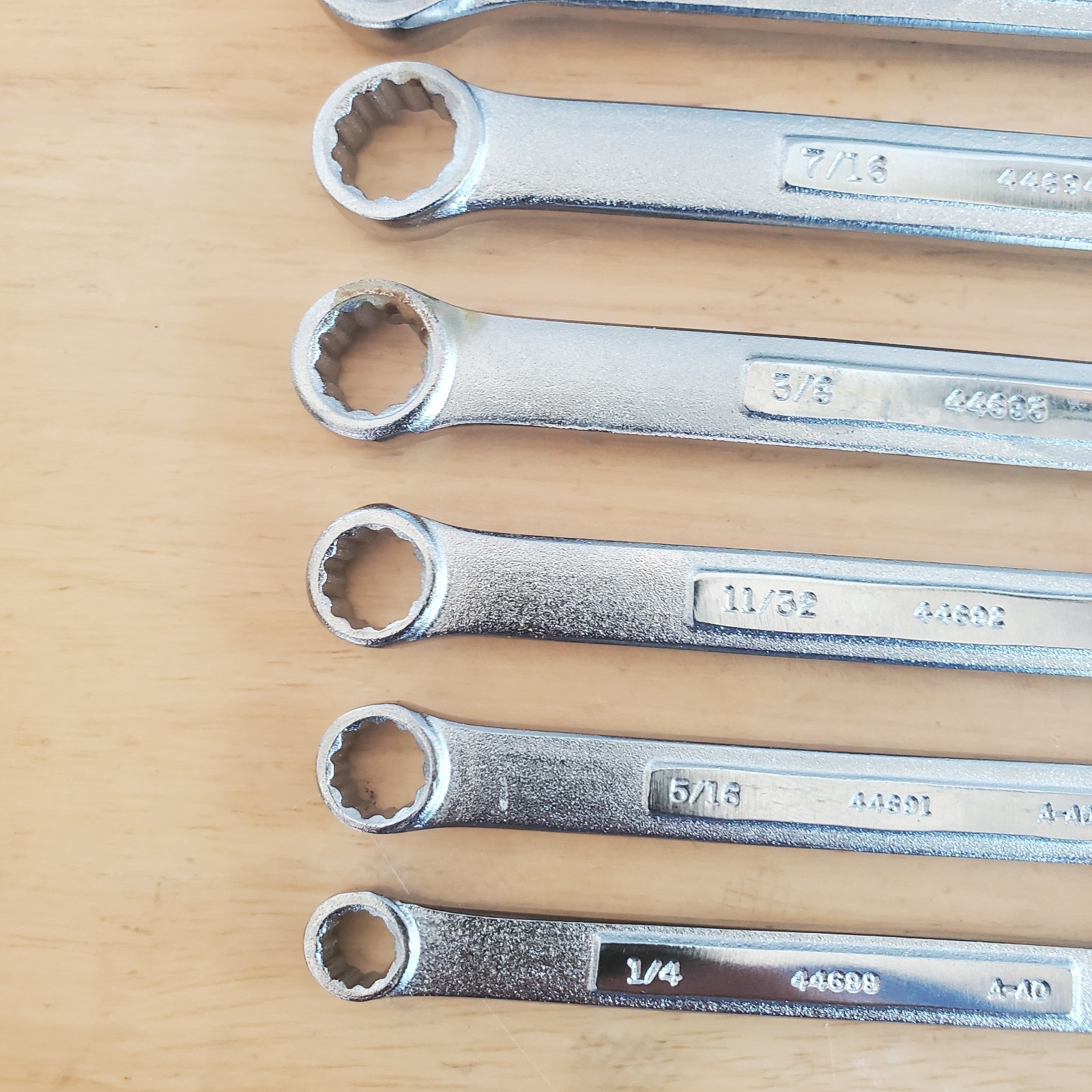 12pc Craftsman 12pt SAE Combination Wrench Set 1/4″ -7/8″ A-AD Series