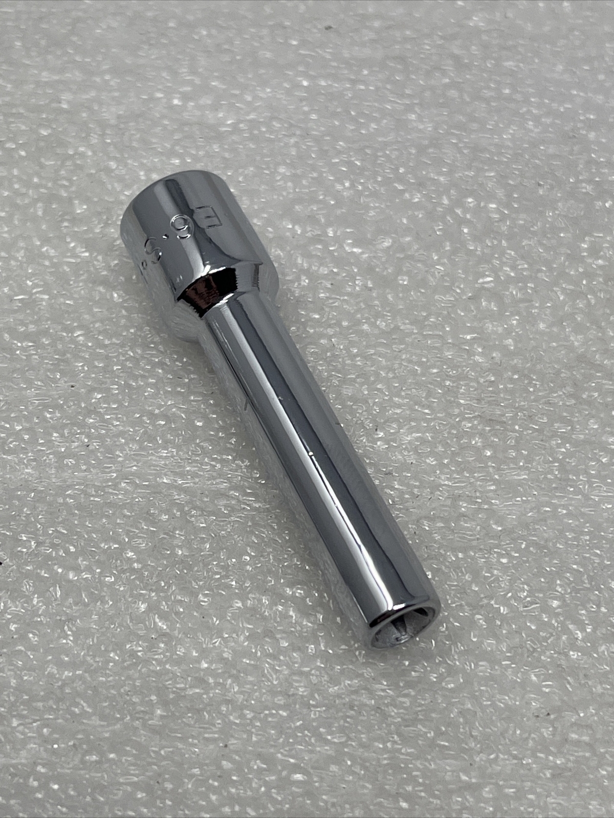 E6 SK Hand Tools 44956, 1/4″ Drive Metric Deep Female Inverted Torx Socket, USA