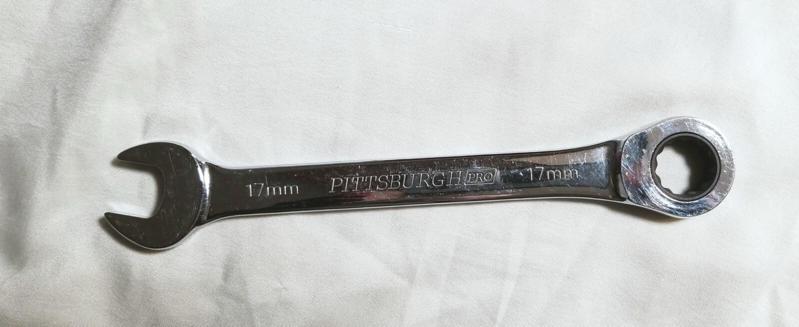 Pittsburg Pro 17mm, 12 Point Ratcheting Combination Wrench