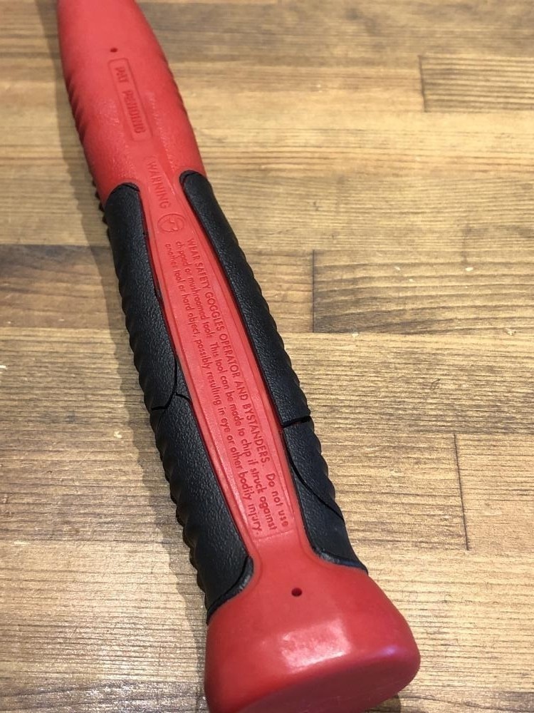 Snap-on HBFE56 56 OZ Dead Blow Hammer Soft Grip Red 1550G [Used]