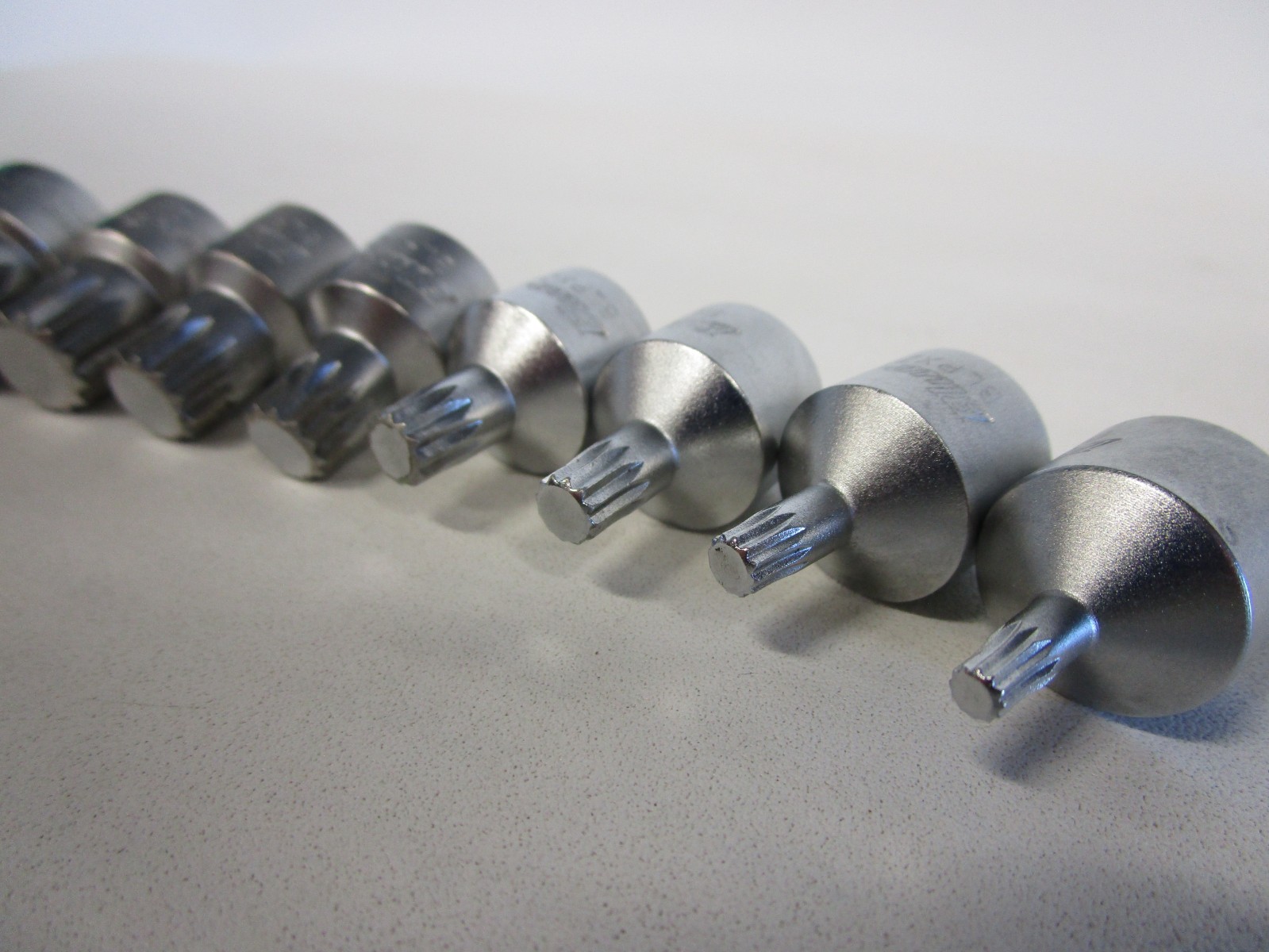 Blue Point BLPXZNM389 9pc 3/8″ Drive Triple Square Bit Stubby Socket Driver Set
