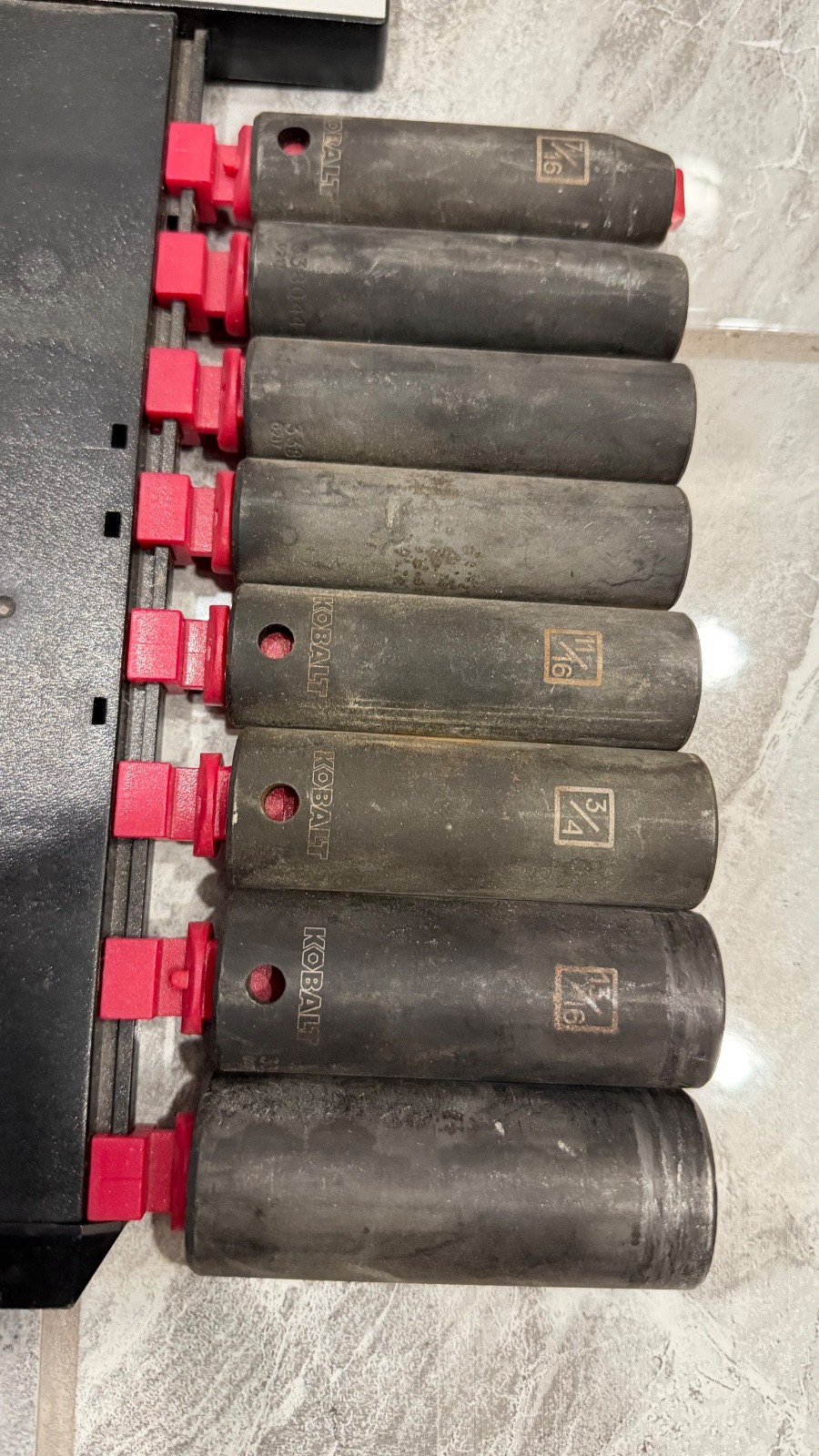 Kobalt SAE 1/2 Drive 13 pc 6 point deep impact socket set used
