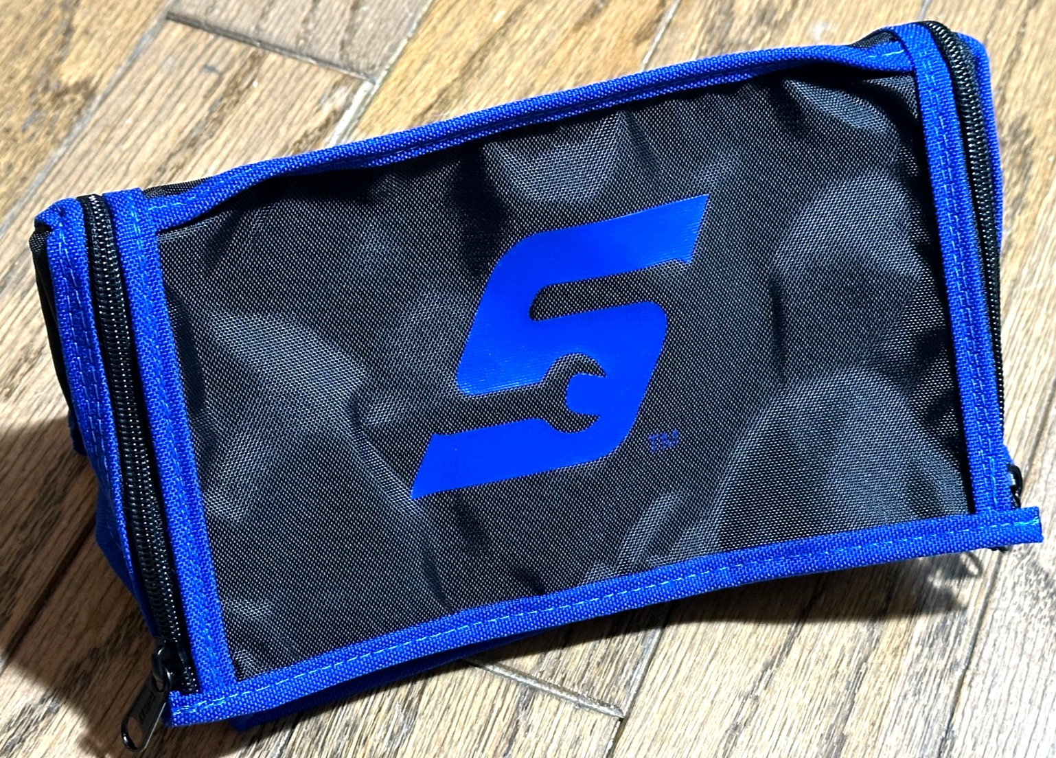 Snap On Tools Tool Box Top Chest COVER Mini Zip Up Blue Logo Toolbox Micro