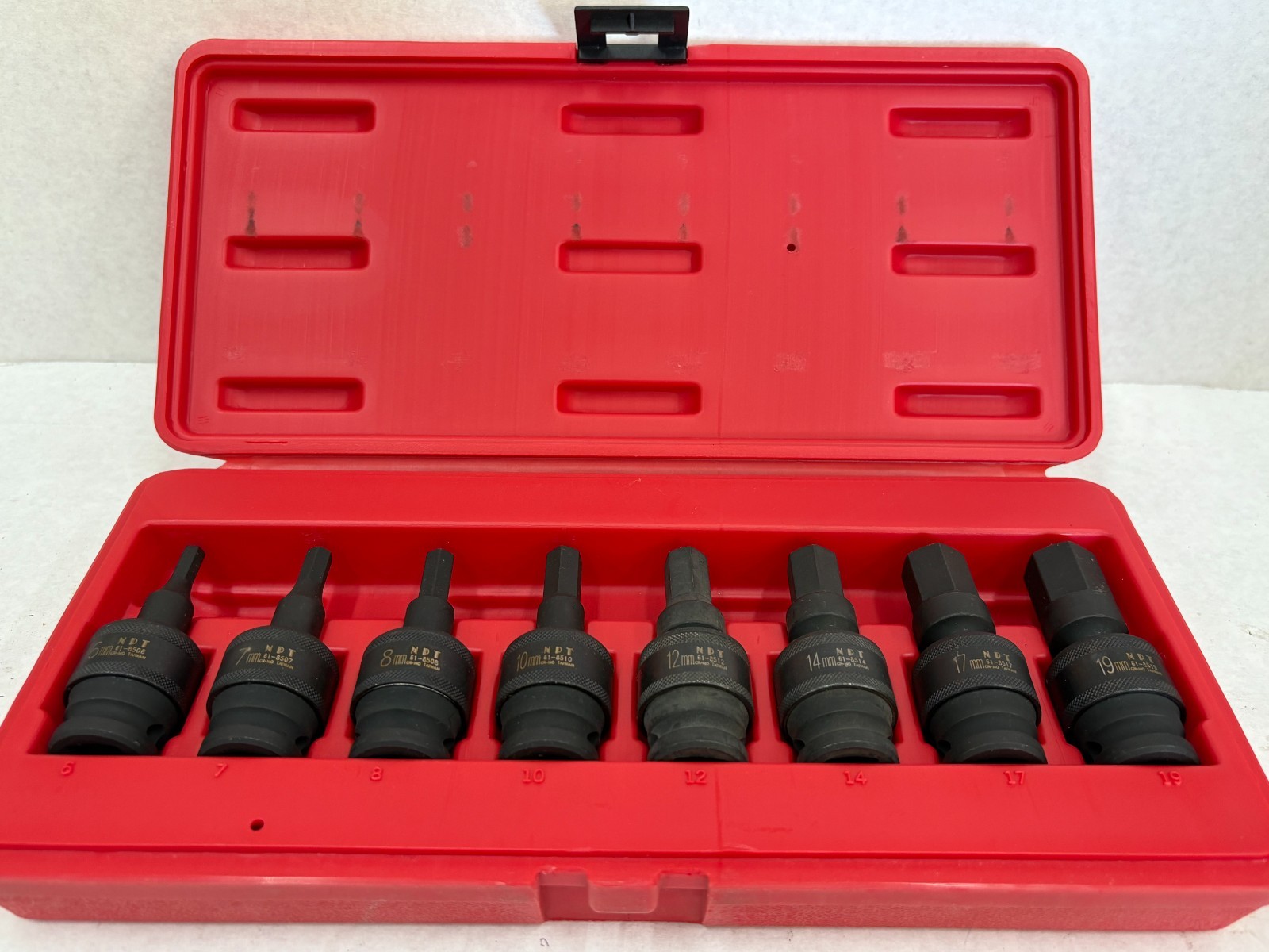 NAPA 8-Piece NPT 610328 Swivel 1/2″ Drive Impact Metric Hex Bit Set 6mm – 19mm ^