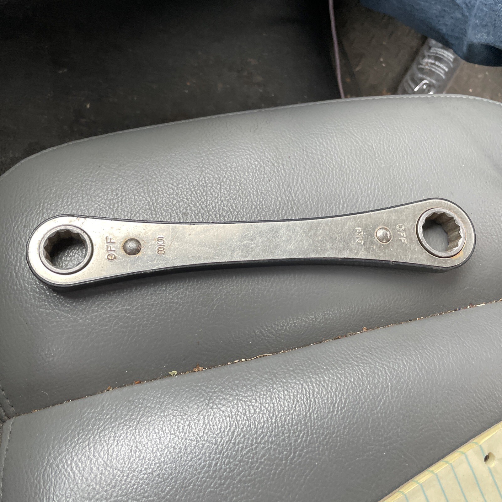Craftsman 5/8in X 3/4in Double Box End 12 Point Ratcheting Wrench 43684 USA