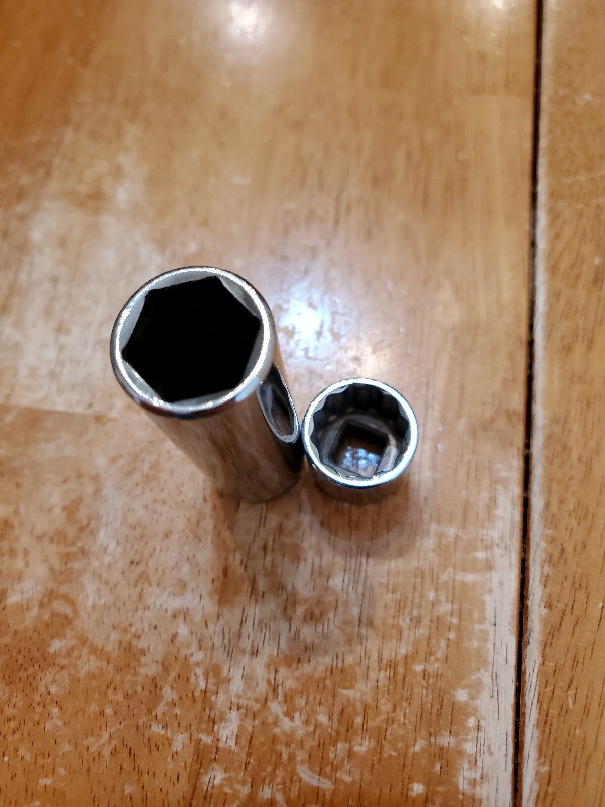 Matco Tools 3/8 Drive 11/16 12PT Shallow 6PT Deep Sockets Lot Of 2