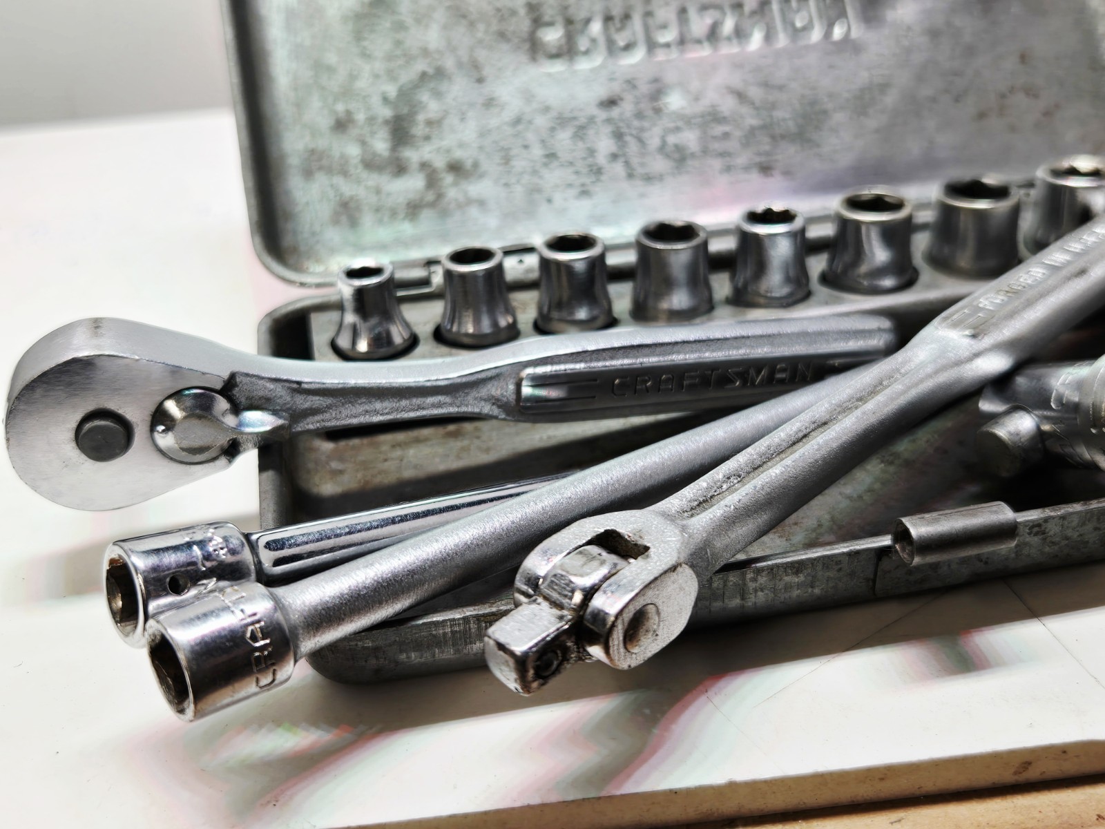 Vintage Craftsman -V- Series 1/4″ Drive 14pc Ratchet Set w/Embossed Metal Case