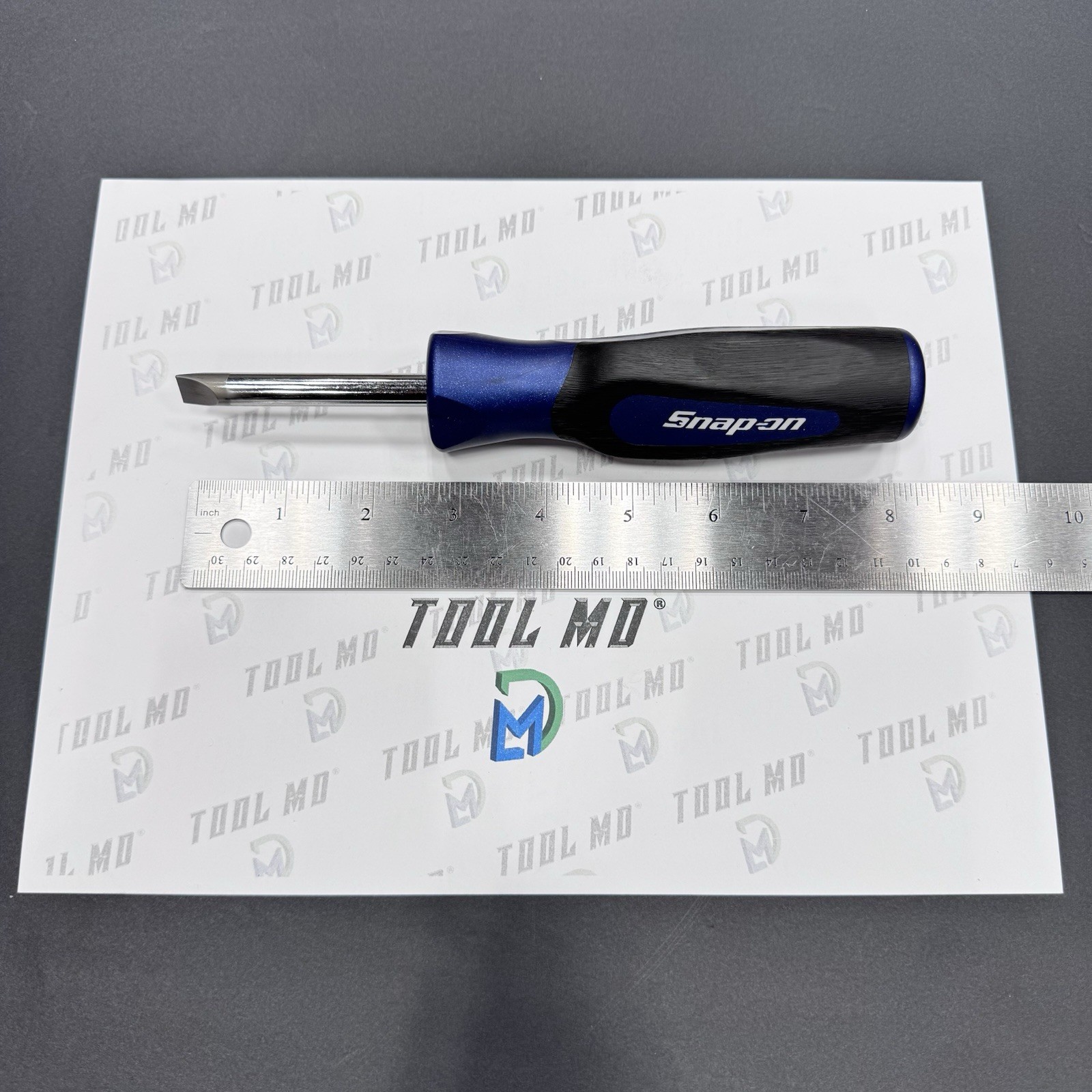 Snap-on Tools NEW Custom POWER BLUE Soft Grip Marine Plug Screwdriver SGD153BR