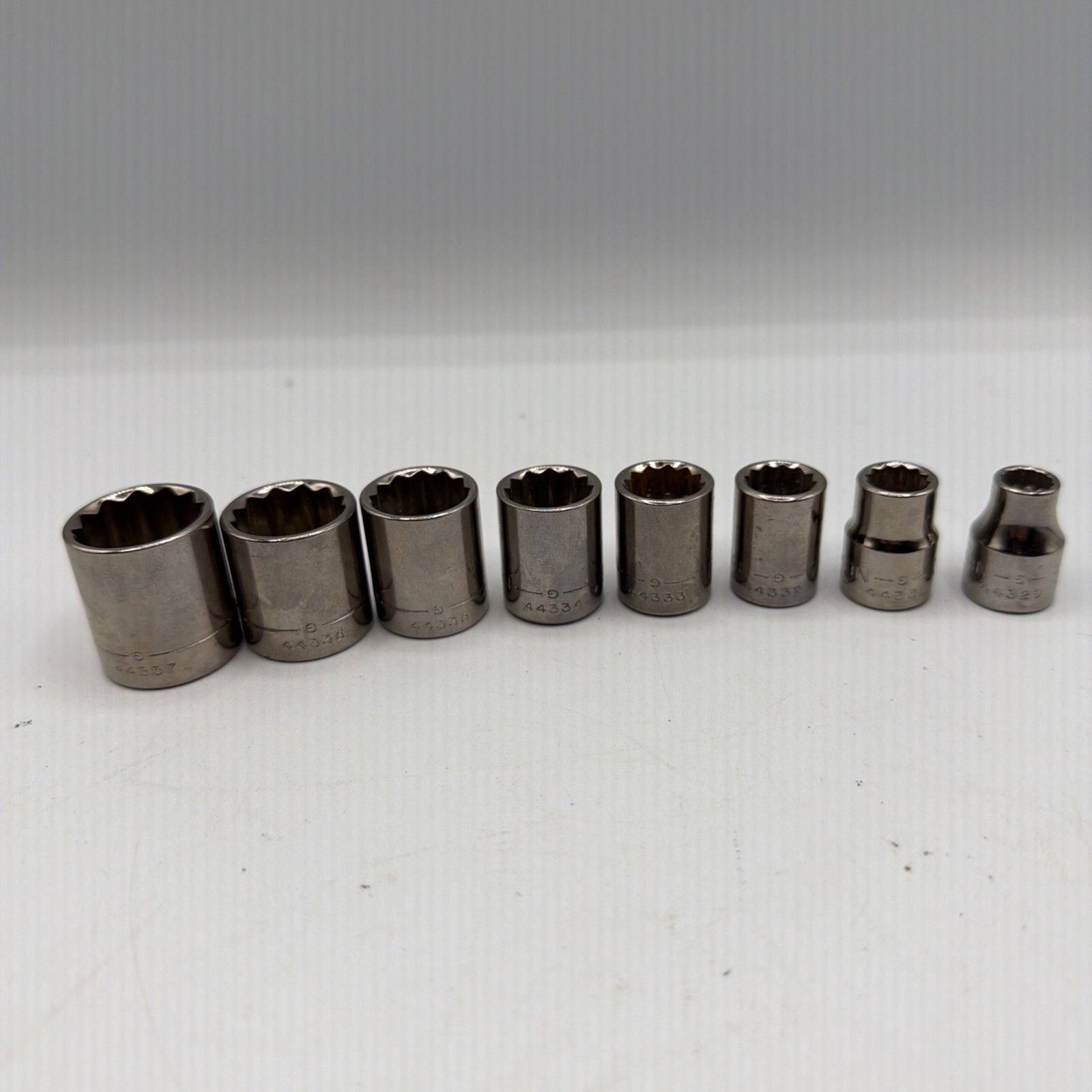 VTG Craftsman USA 3/8 Drive SAE Socket Set 5/16″-3/4″ 8pc 12PT Inverted G Series