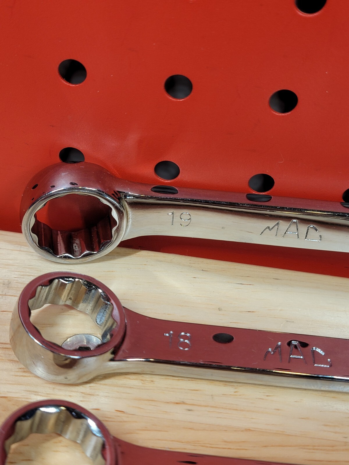 MAC Tools 8-Piece Stubby Metric 12mm-19mm Combination Wrench Set 12-Point