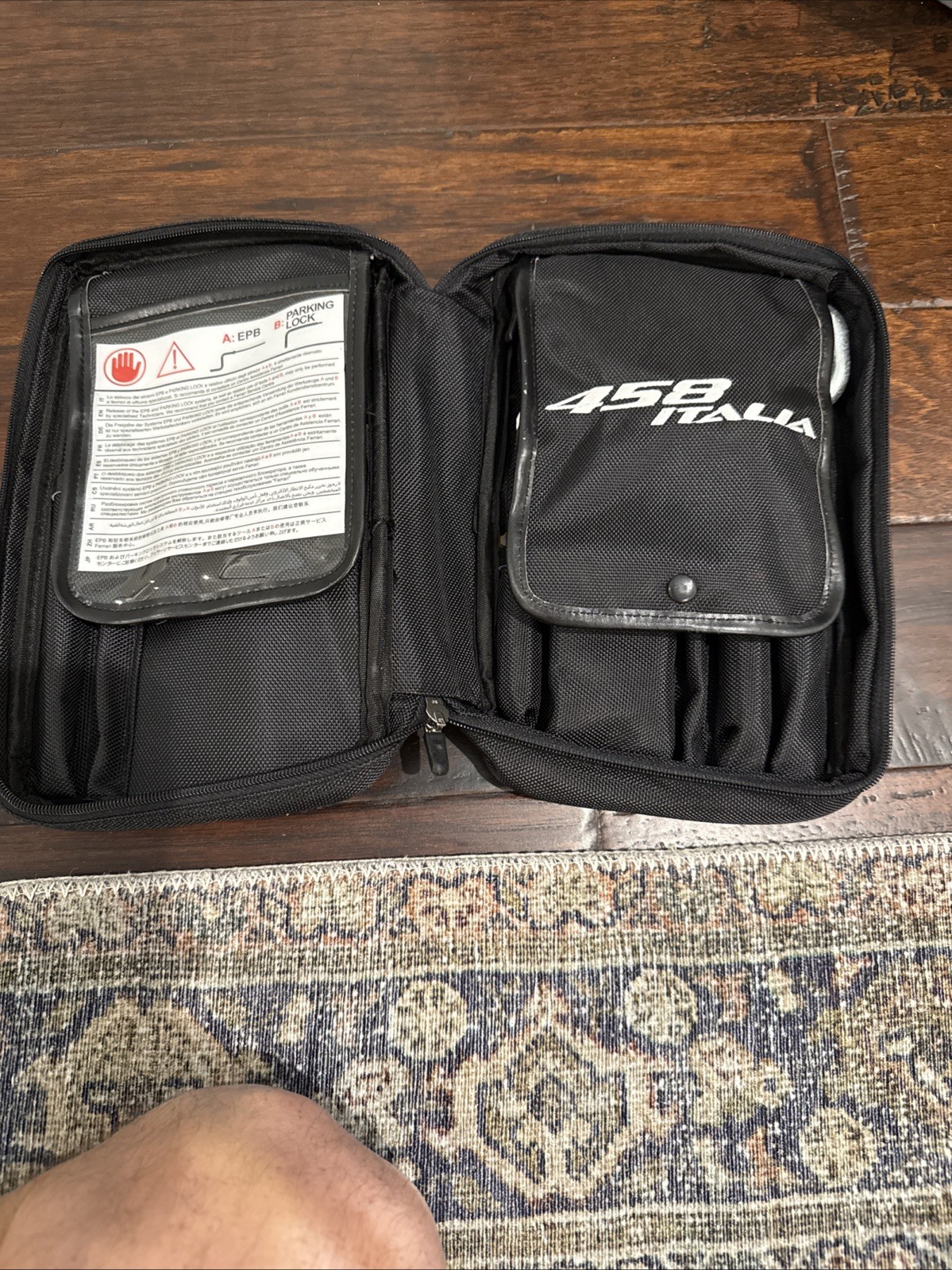 FERRARI 458 SPYDER OWNERS TOOL KIT