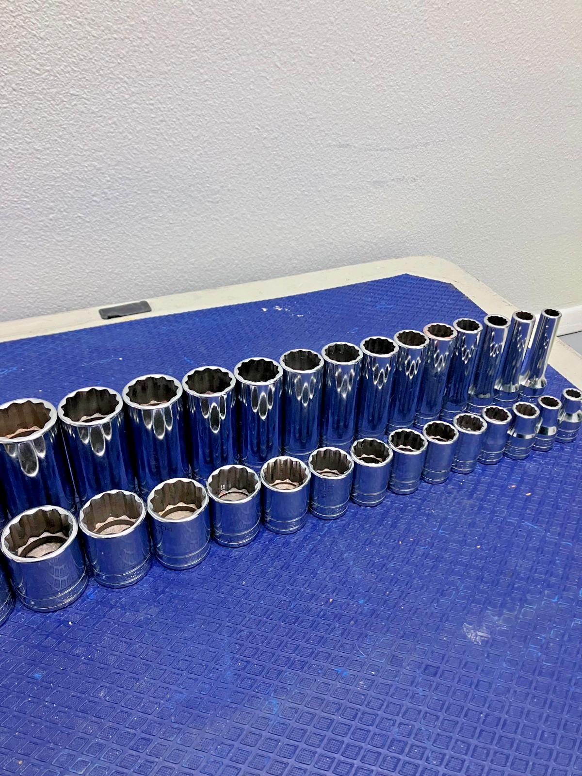 Used Snap On 338TSWYAFR 38pc 1/2″ Drive 12pt SAE Master Socket Set 3/8 to 1-1/2