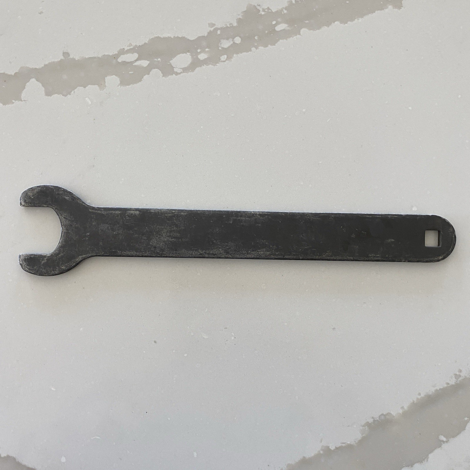 KD Tools 3136 Ford Fan Clutch Wrench – 1/2” Square Drive – USA Made