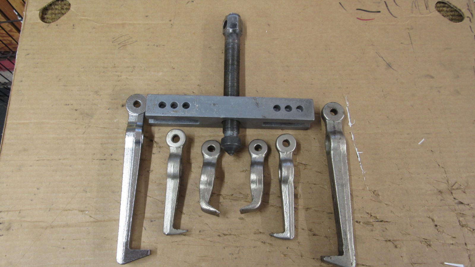 Snap On CJ-85 Bar Type Puller Set w/3 Pair of Jaws