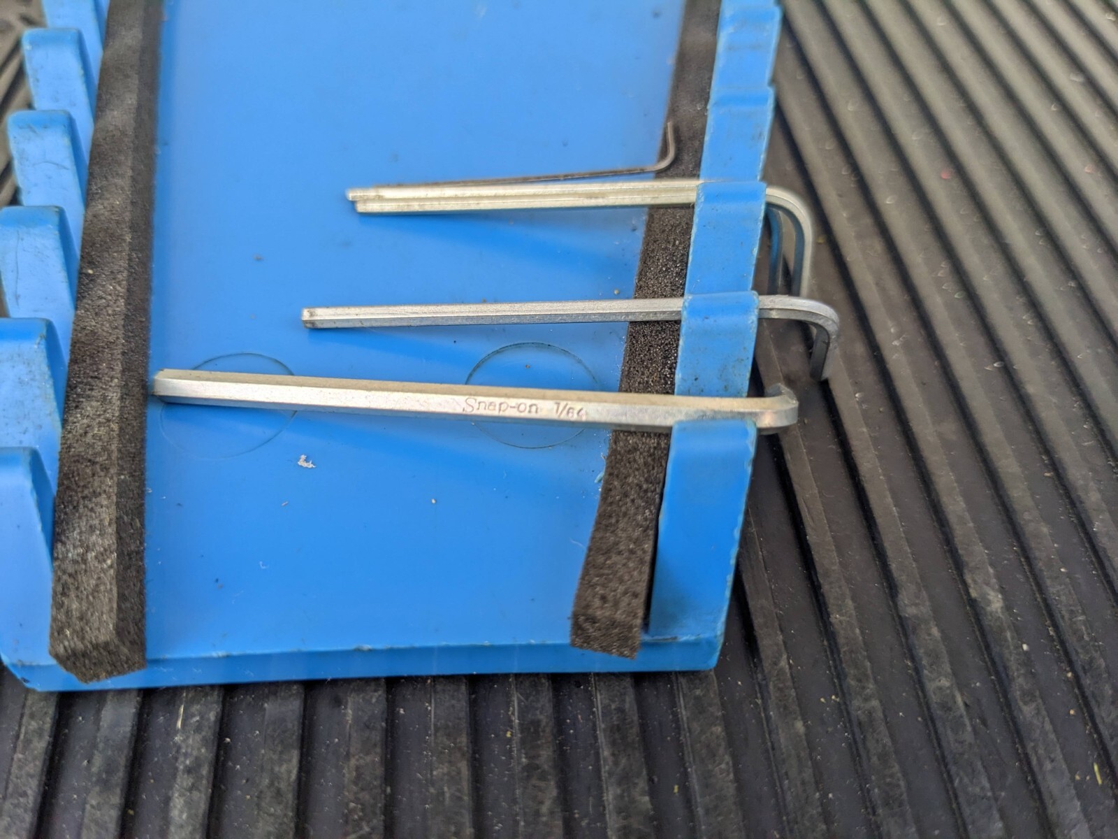 #bh832 Snap-on 18 pc SAE L-Shaped Hex Wrench Set .028-3/4″ AW1020DK