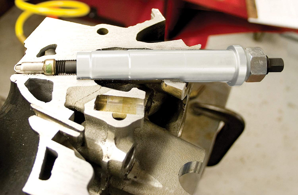 Lisle (LIS65600) Broken Spark Plug Remover for Ford Triton 3 Valve Engines