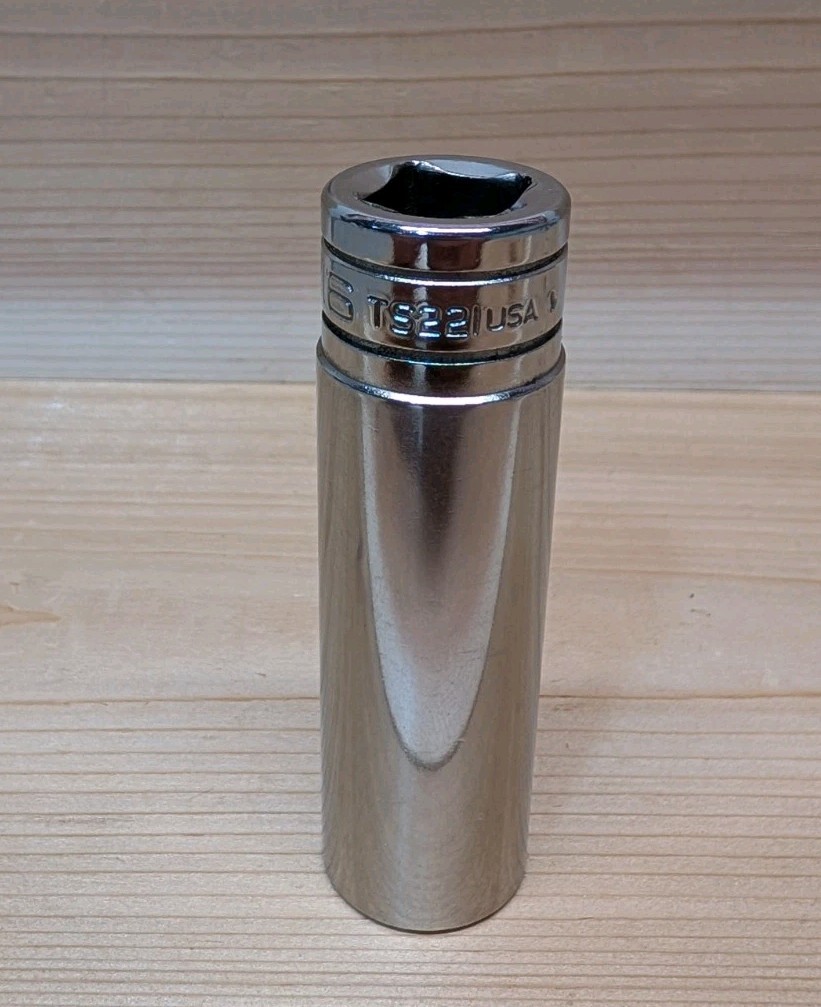 Snap-on Tools 11/16″ TS221 Deep Socket 1/2″ Drive SAE 6 Point Chrome USA Clean