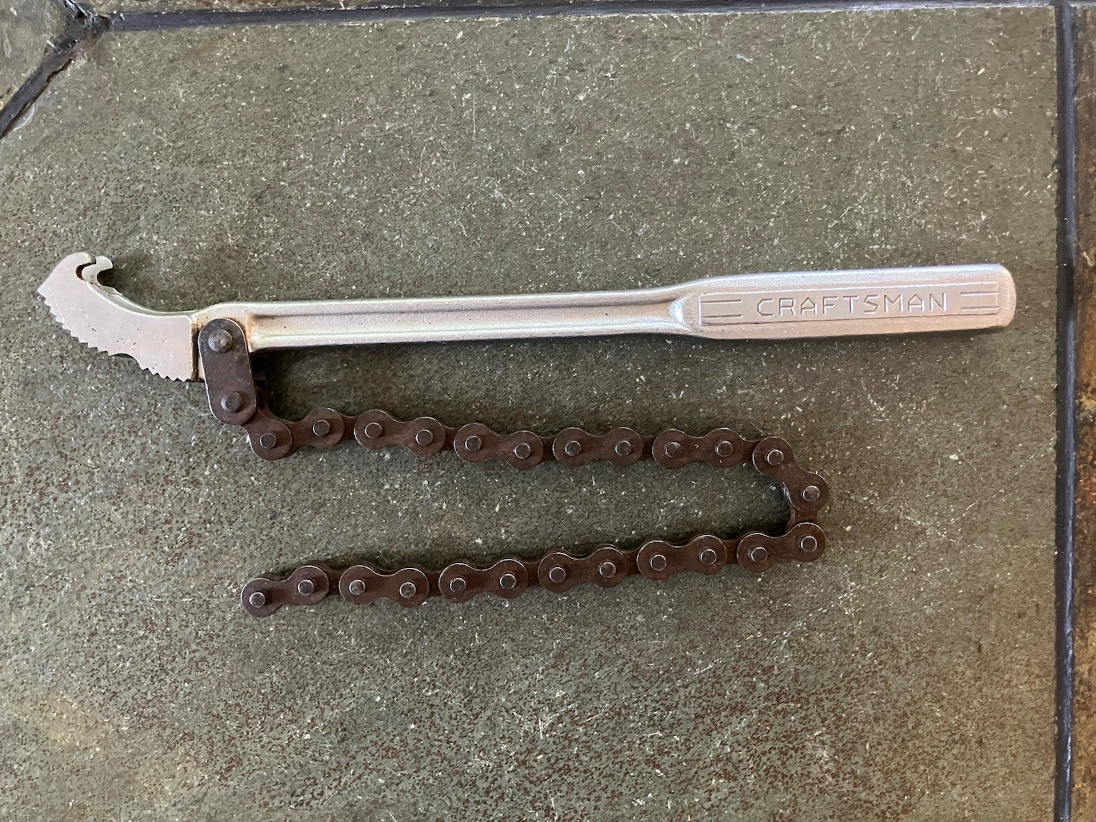 Craftsman =V= Series Chain Pipe Wrench / USA