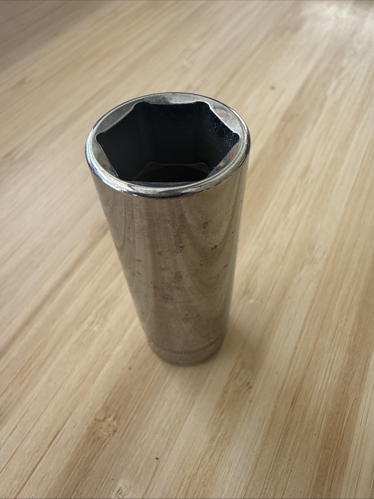 Snap On 3/8″ Drive 18MM 6PT Metric Deep Chrome Socket USA SFSM18