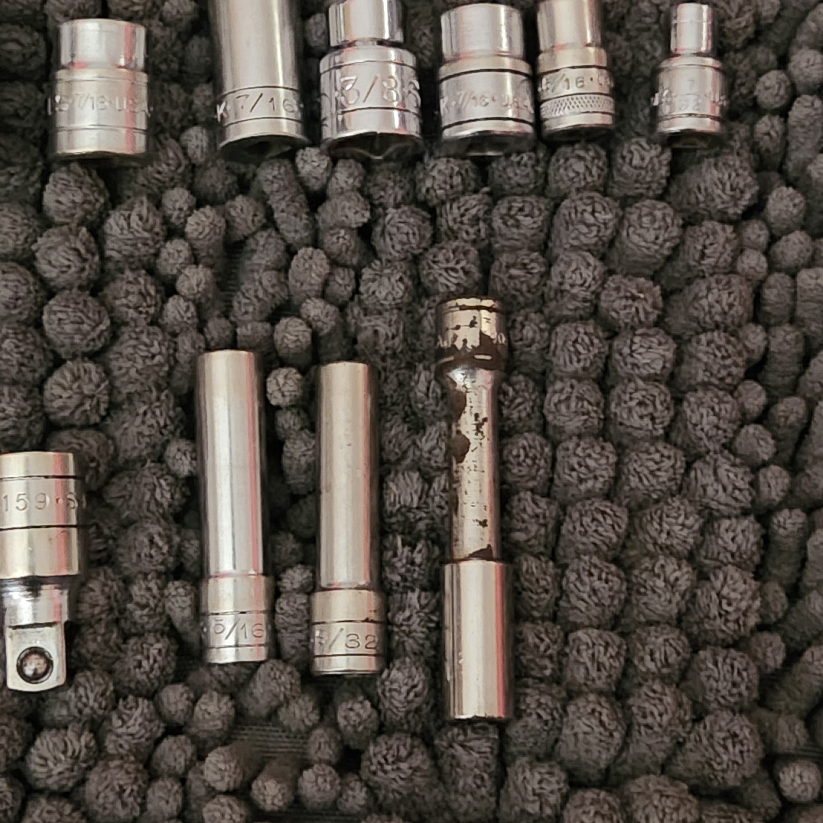 Lot Of 16 SK Tools Sockets – Please see description and photos, NICE condition!