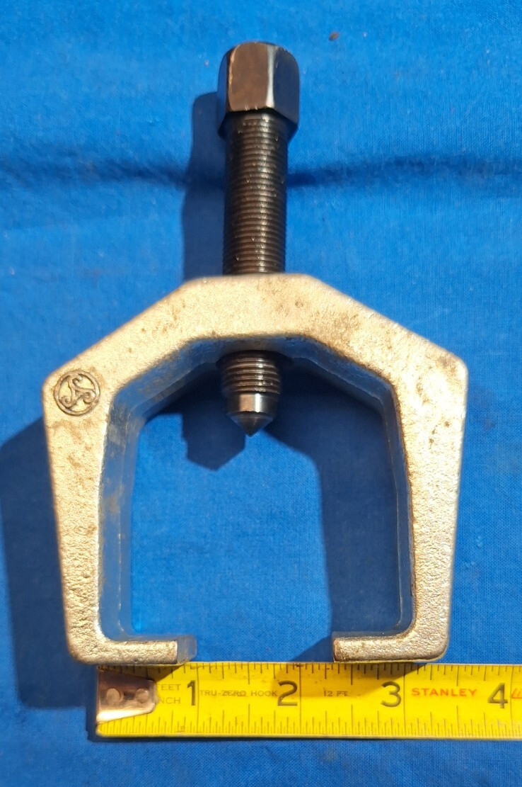 Pitman arm puller pressure screw takes 3/8″ drive VG Cond