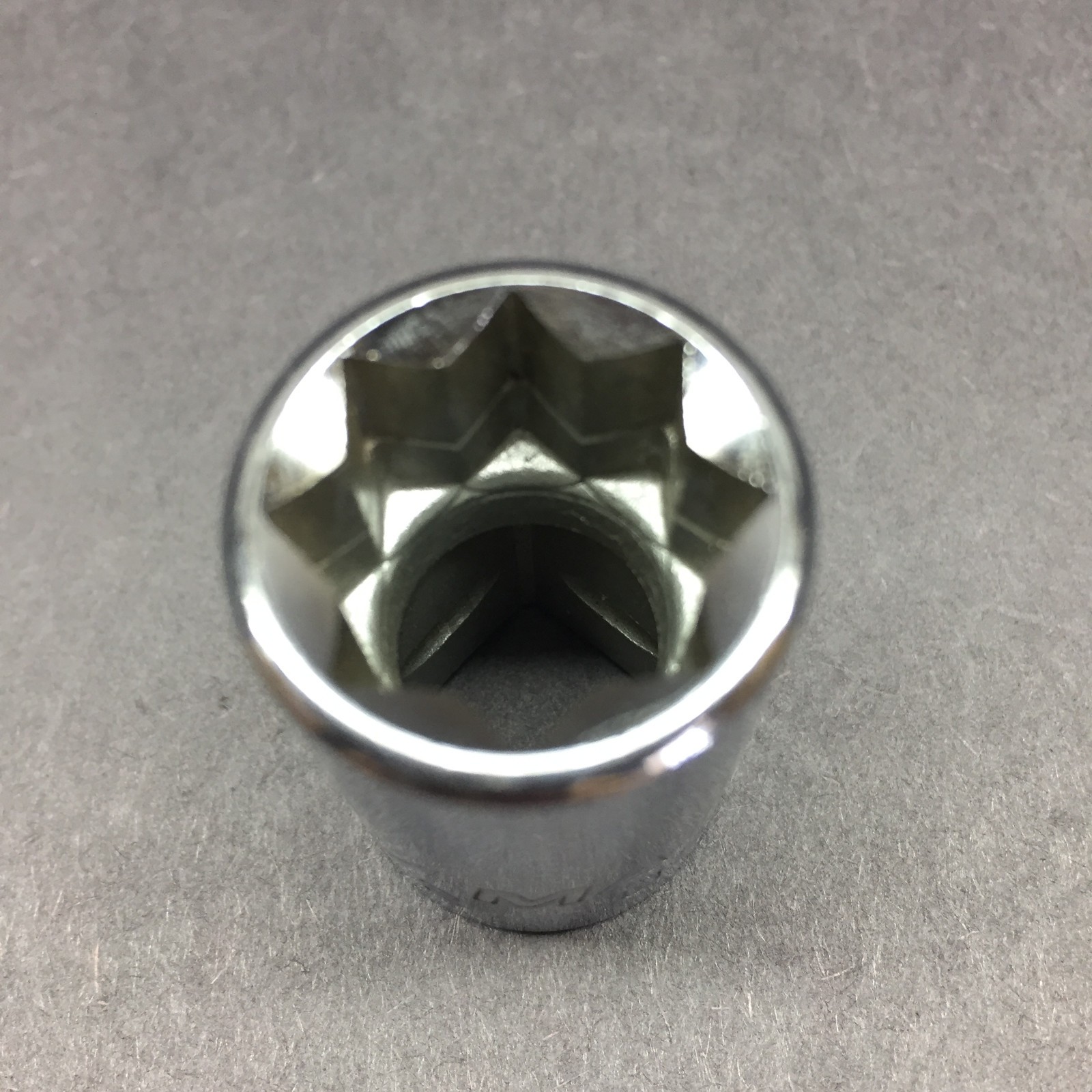 Matco 1/2″ Shallow Socket 3/8″ Drive 8 Point Double Square B168 USA