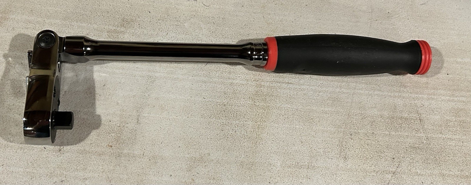 NEW.Snap-On Tools FHLX80B 3/8 Dr Soft Grip Long Locking Head Ratchet RED