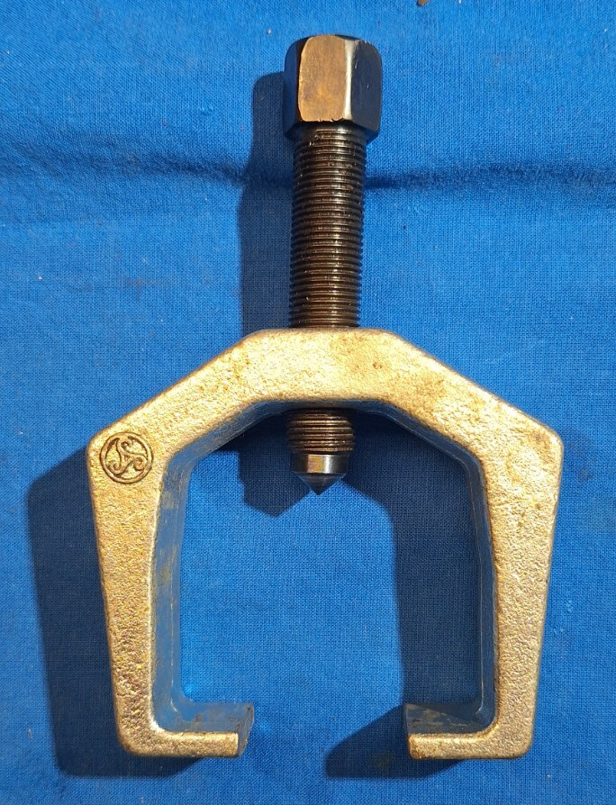 Pitman arm puller pressure screw takes 3/8″ drive VG Cond