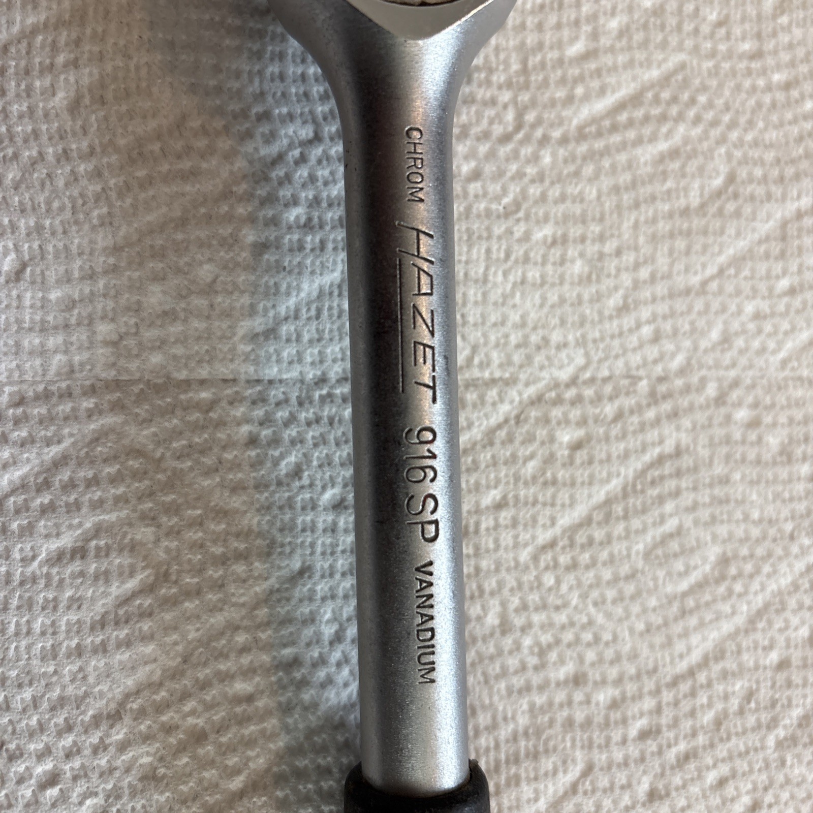 Hazet 916 -SP 1/2 in. Socket wrench W Germany With ribbed handle
