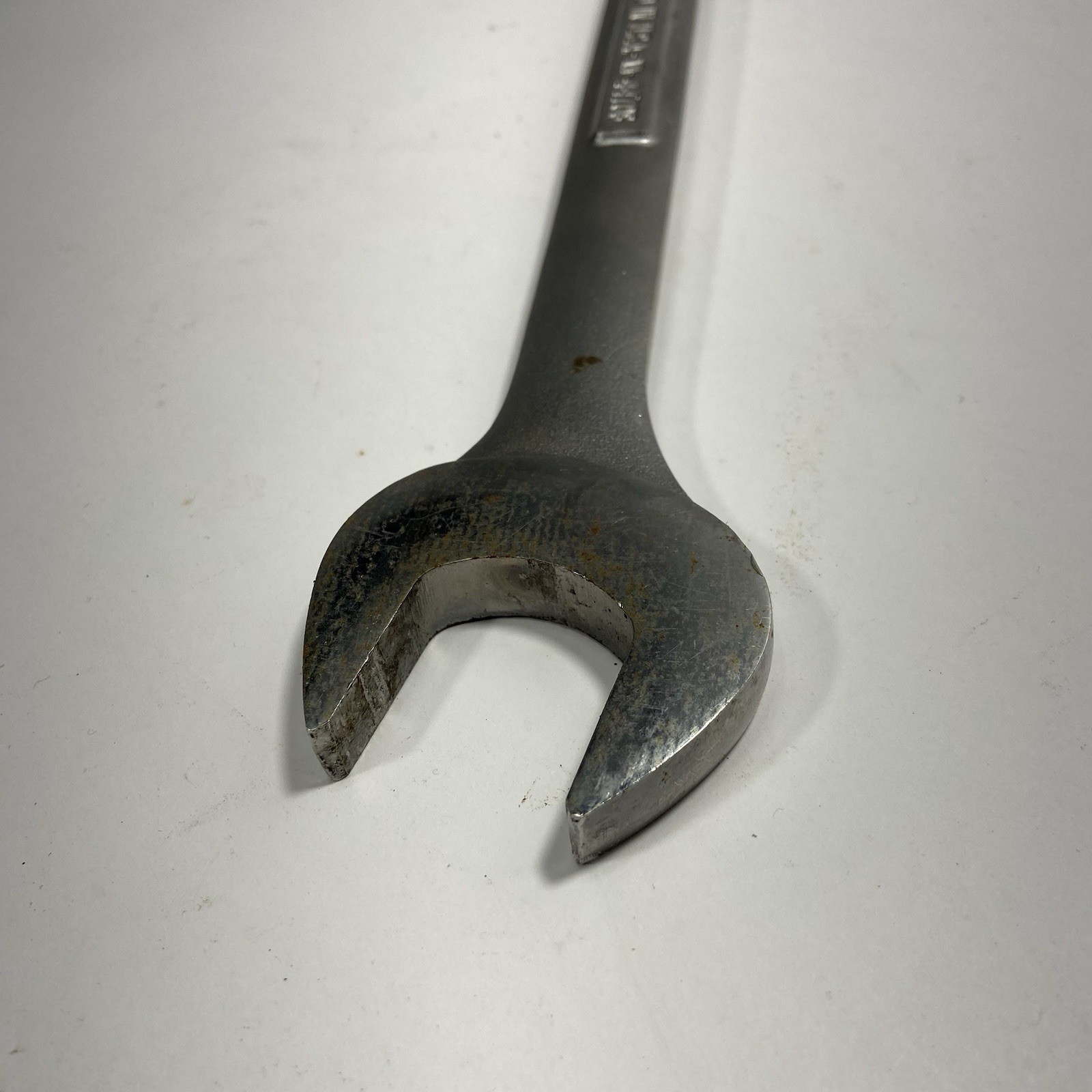 Craftsman Tools USA 44708 -VA- 1-1/4″ SAE Combination Wrench 12 Point