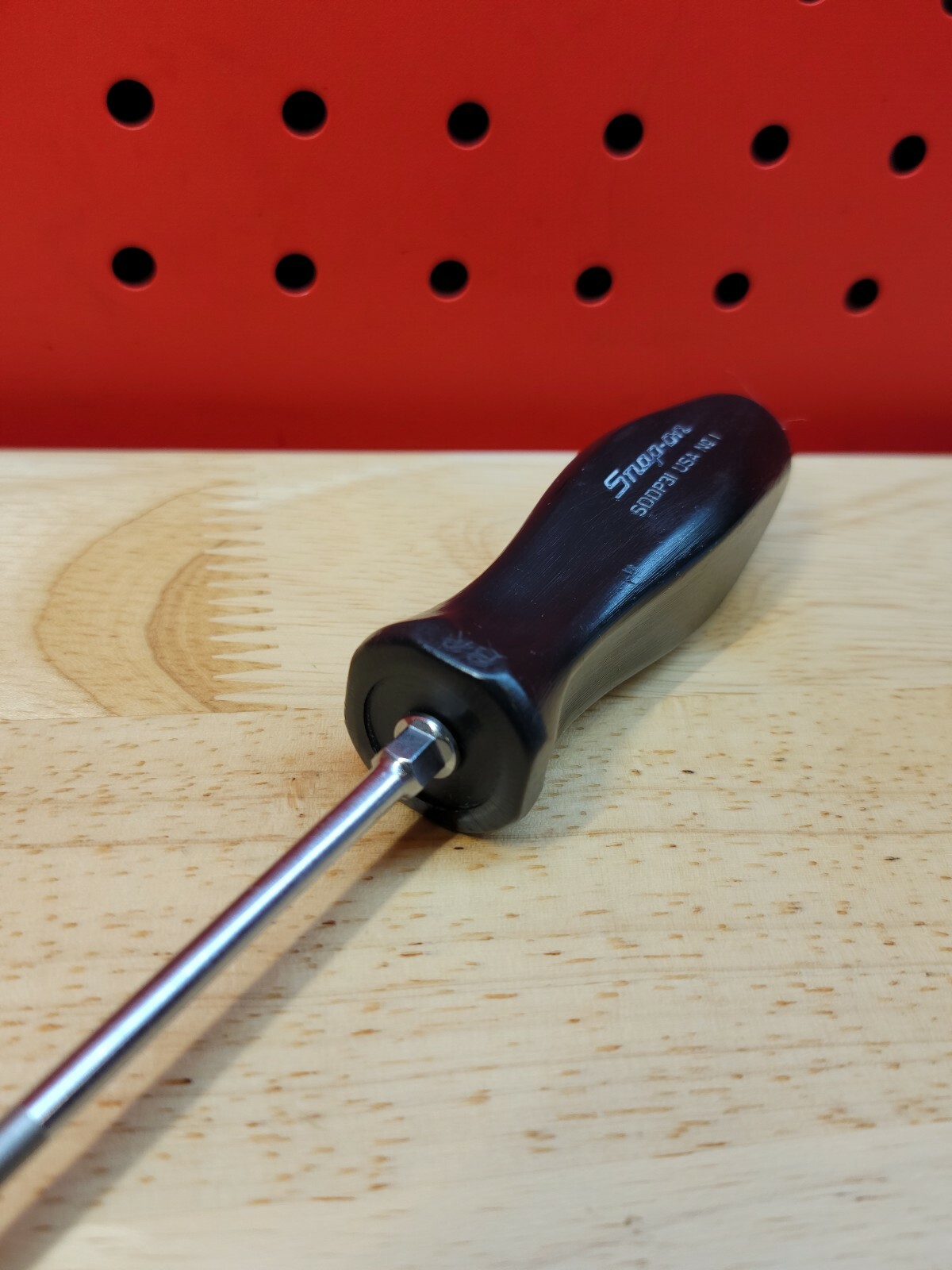 Snap-on SDDP31 #1 Phillips Screwdriver 3″ Shank Black Hard Handle See Details
