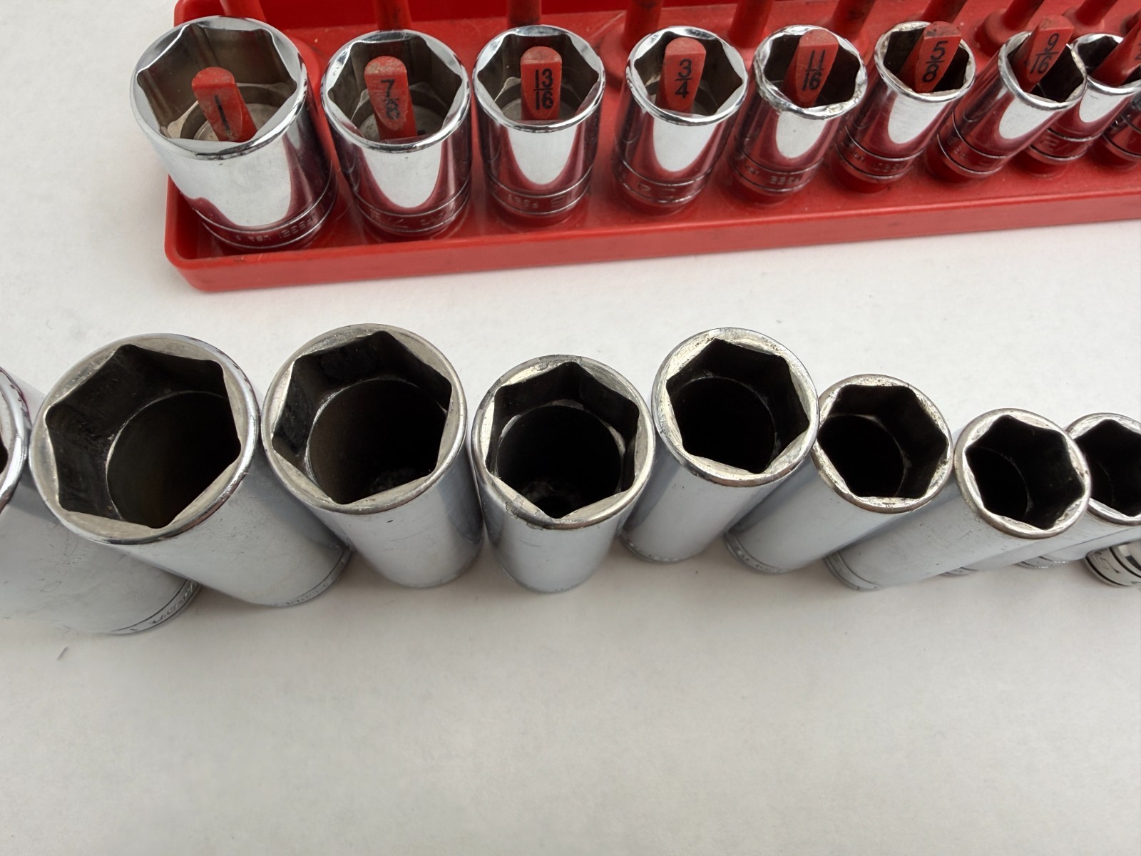 Snap-on Tools USA 24pc 3/8″ Drive SAE Chrome 6pt Shallow & Deep Socket Set