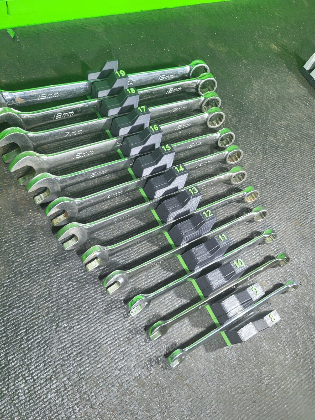 Adjustable Interlocking Wrench Organizers 8-19mm