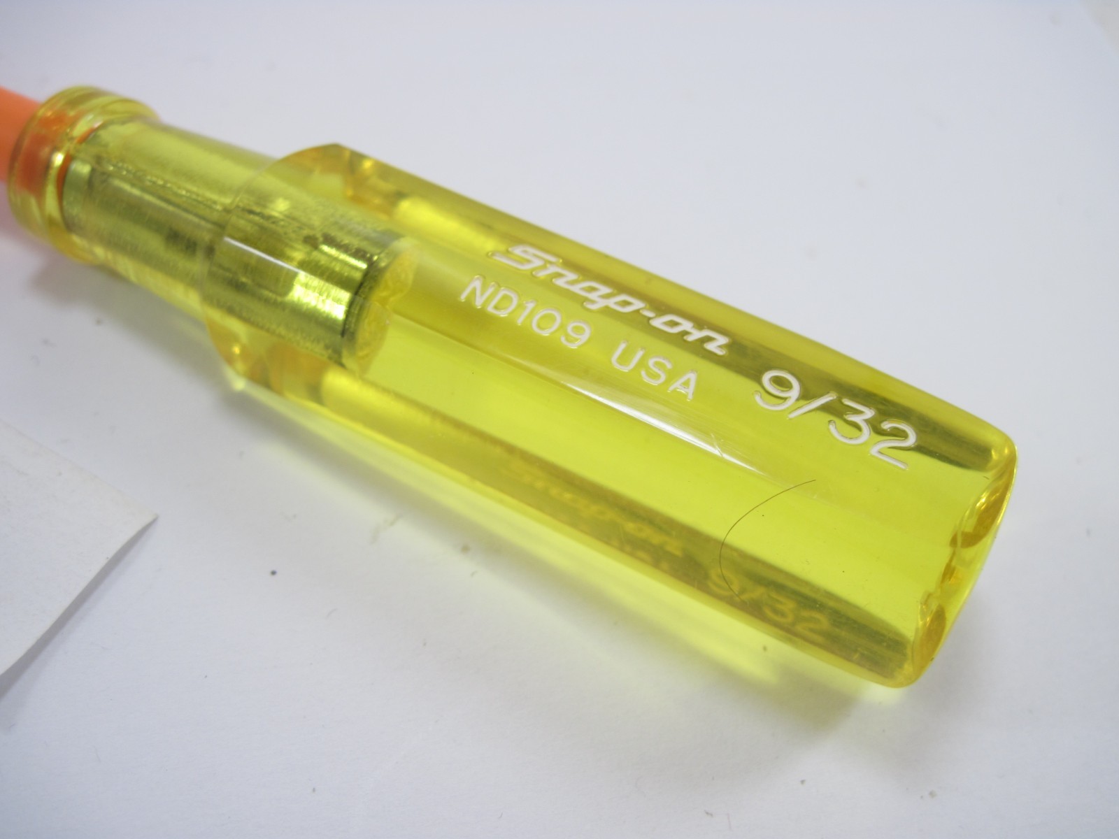 Snap On 9/32″ Nut Driver With Yellow Screwdriver Handle ND109 NICE