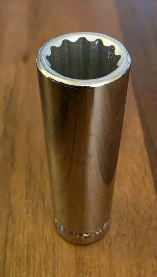 Craftsman 1/2″ Deep Well Socket 12 Point 3/8″Drive S-AF 43312