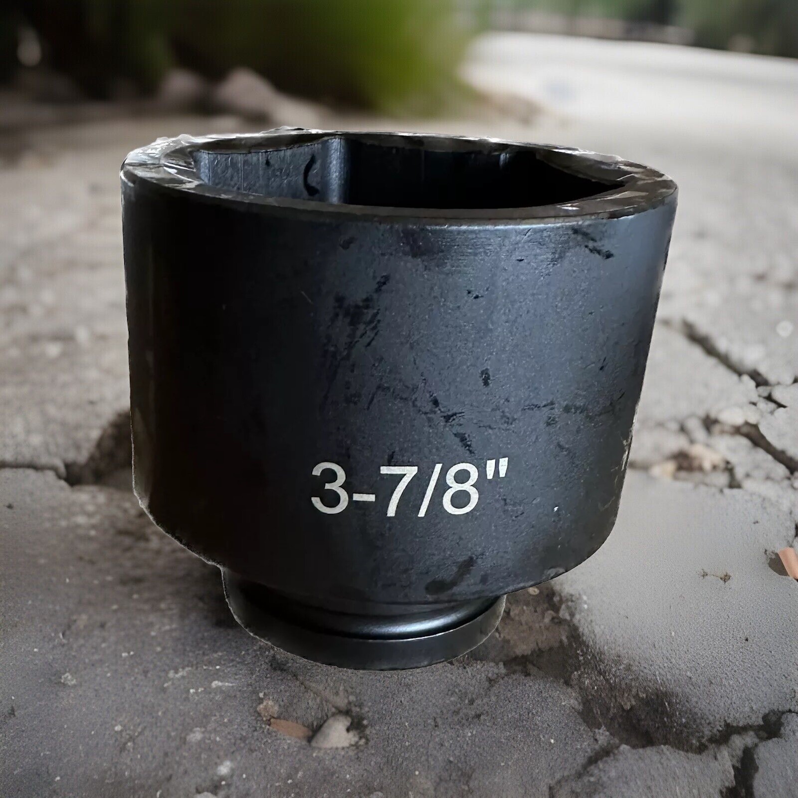 3-7/8″ SAE 1″ Dr. 6 Pts Cr-MO Jumbo Deep Impact Socket for Truck Lug Nut