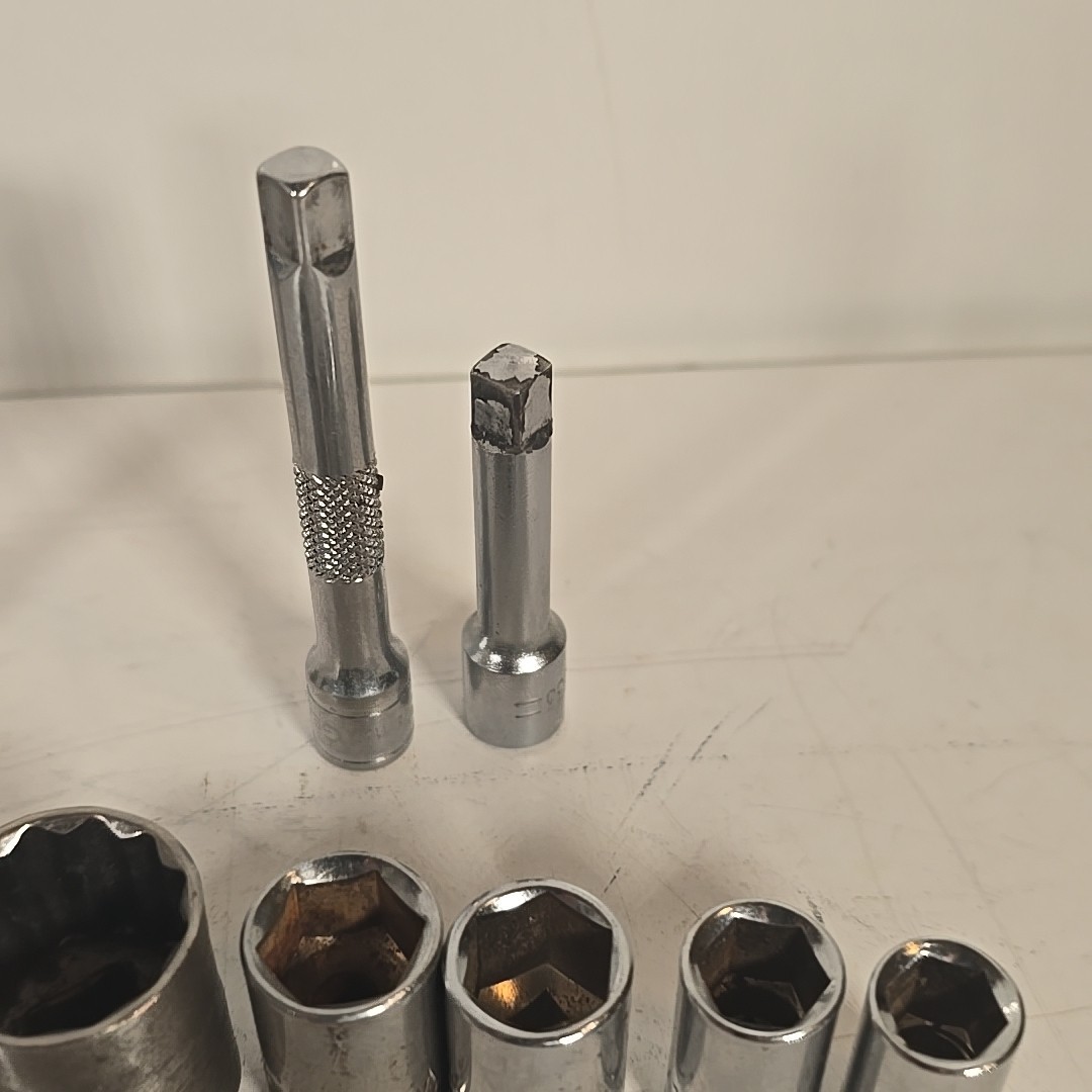 Mostly Craftsman Socket Lot Of 32Pcs. Various Sizes & 1/4 3/8 1/2Drive Sizes USA