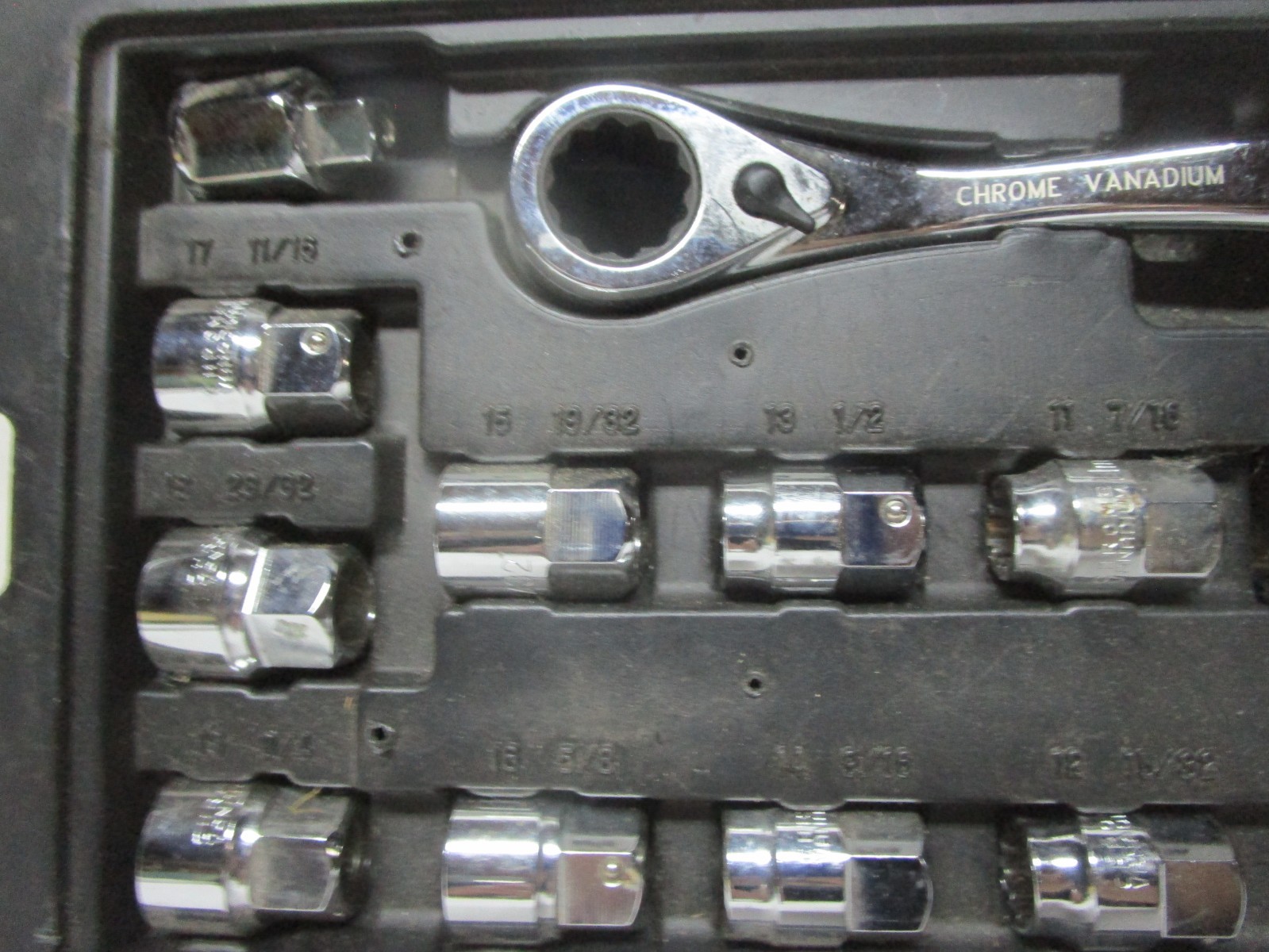 NIP Kobalt 14pc Xtreme Access Socket Set (Pass Thru) SAE and Metric