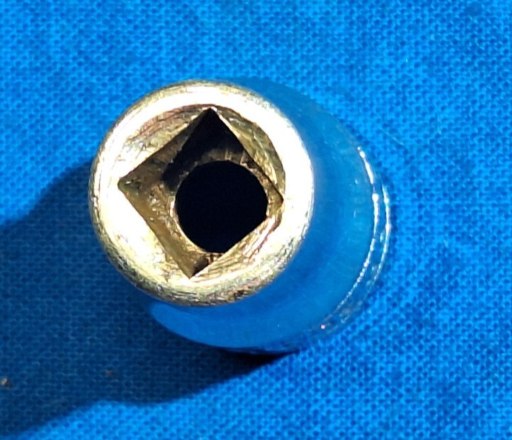 Snap-On PP409 3/8″ drive internal 9/32″ pipe plug socket