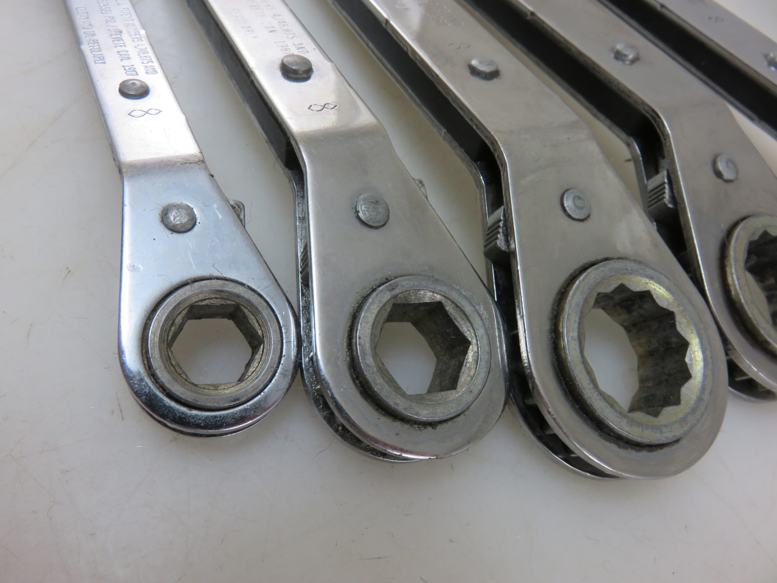 MAC Tools METRIC Offset Reversible Ratcheting Double Box End Wrench 5pc Set