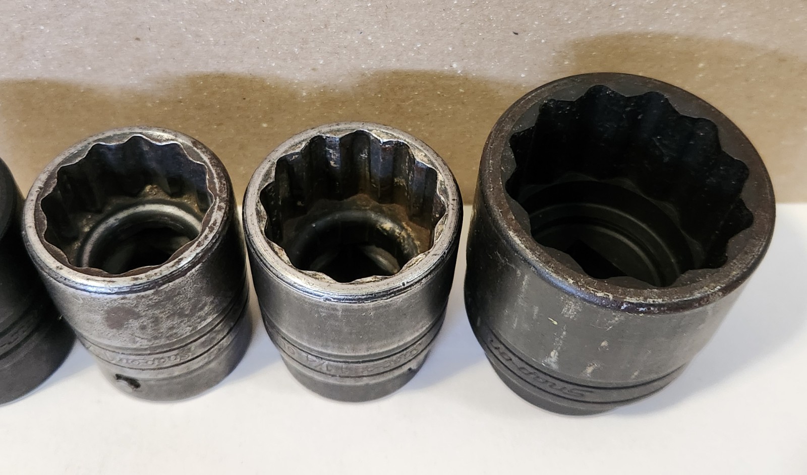 Snap On GLDH Series 3/4″ Drive 12 Point SAE Flank Drive Shallow Sockets Lot of 4