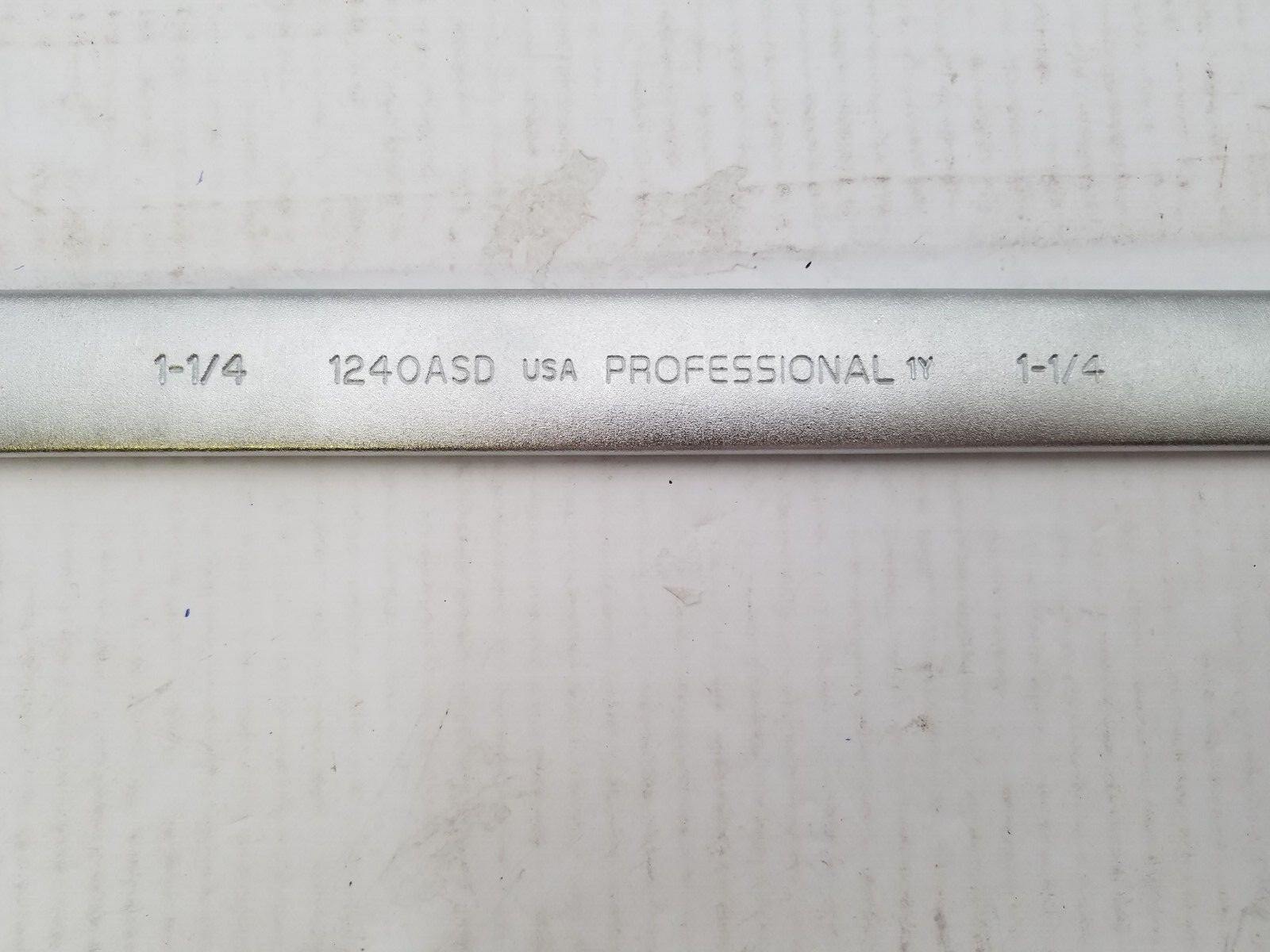 Pronto Anti-Slip Design 1-1/4″ Combination Wrench 1240ASD 17″ NEW
